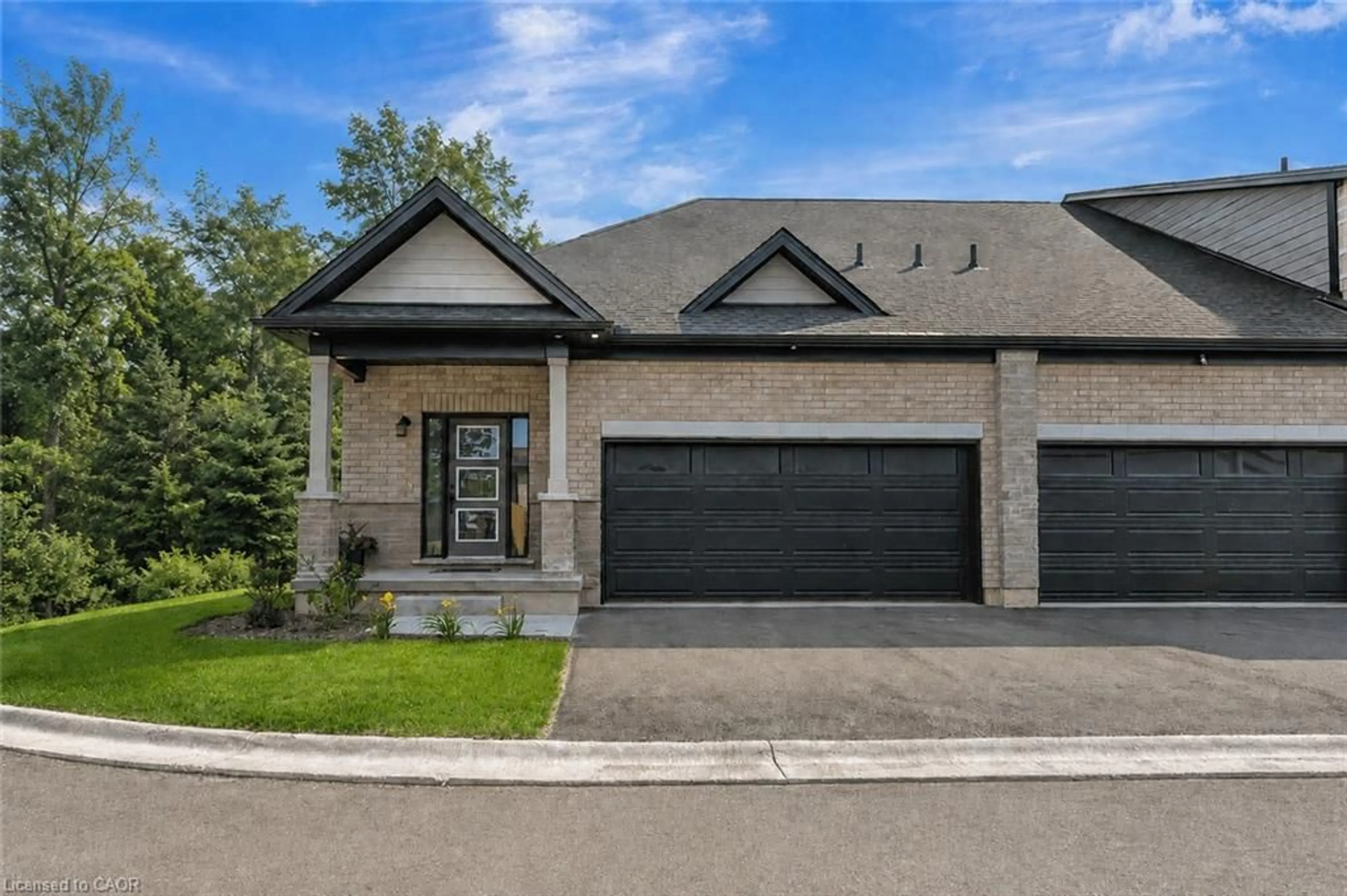 Home with brick exterior material, street for 58 Robins Pl, Simcoe Ontario N3Y 0E3