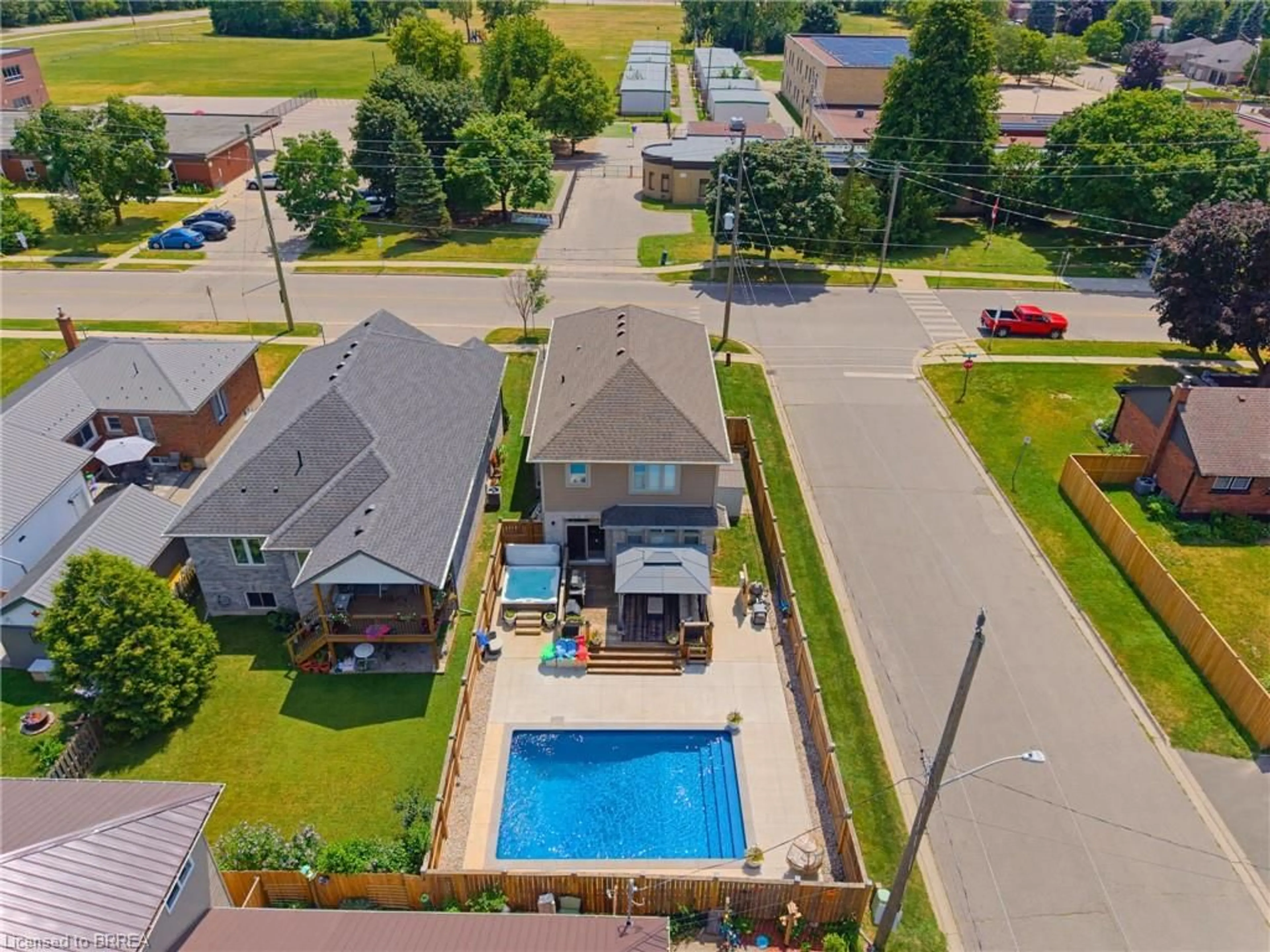 A pic from outside/outdoor area/front of a property/back of a property/a pic from drone, street for 63A Clench Ave, Brantford Ontario N3T 1B9