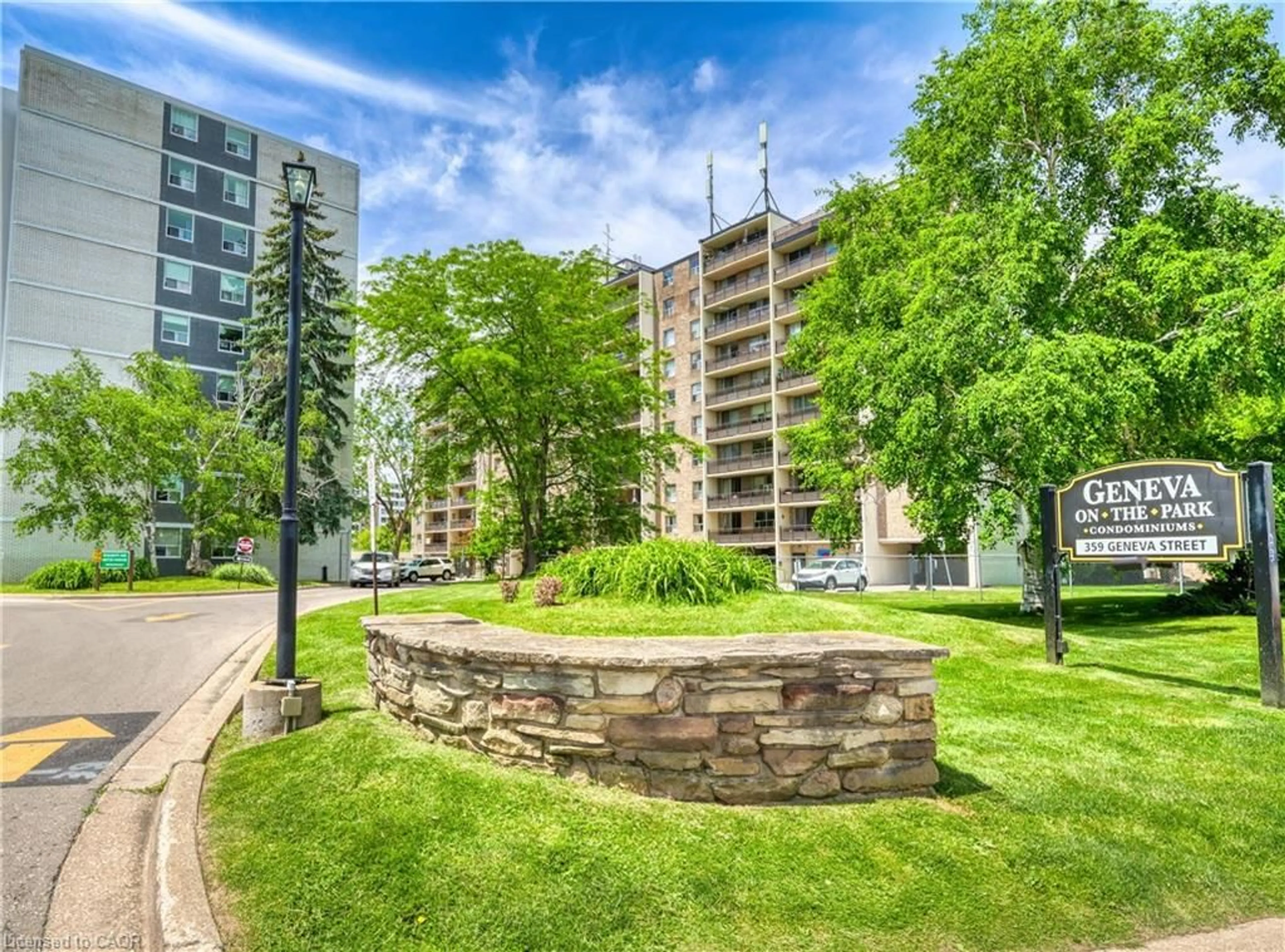 A pic from outside/outdoor area/front of a property/back of a property/a pic from drone, unknown for 359 Geneva St #407, 10th Line Shore Ontario L2N 2G5