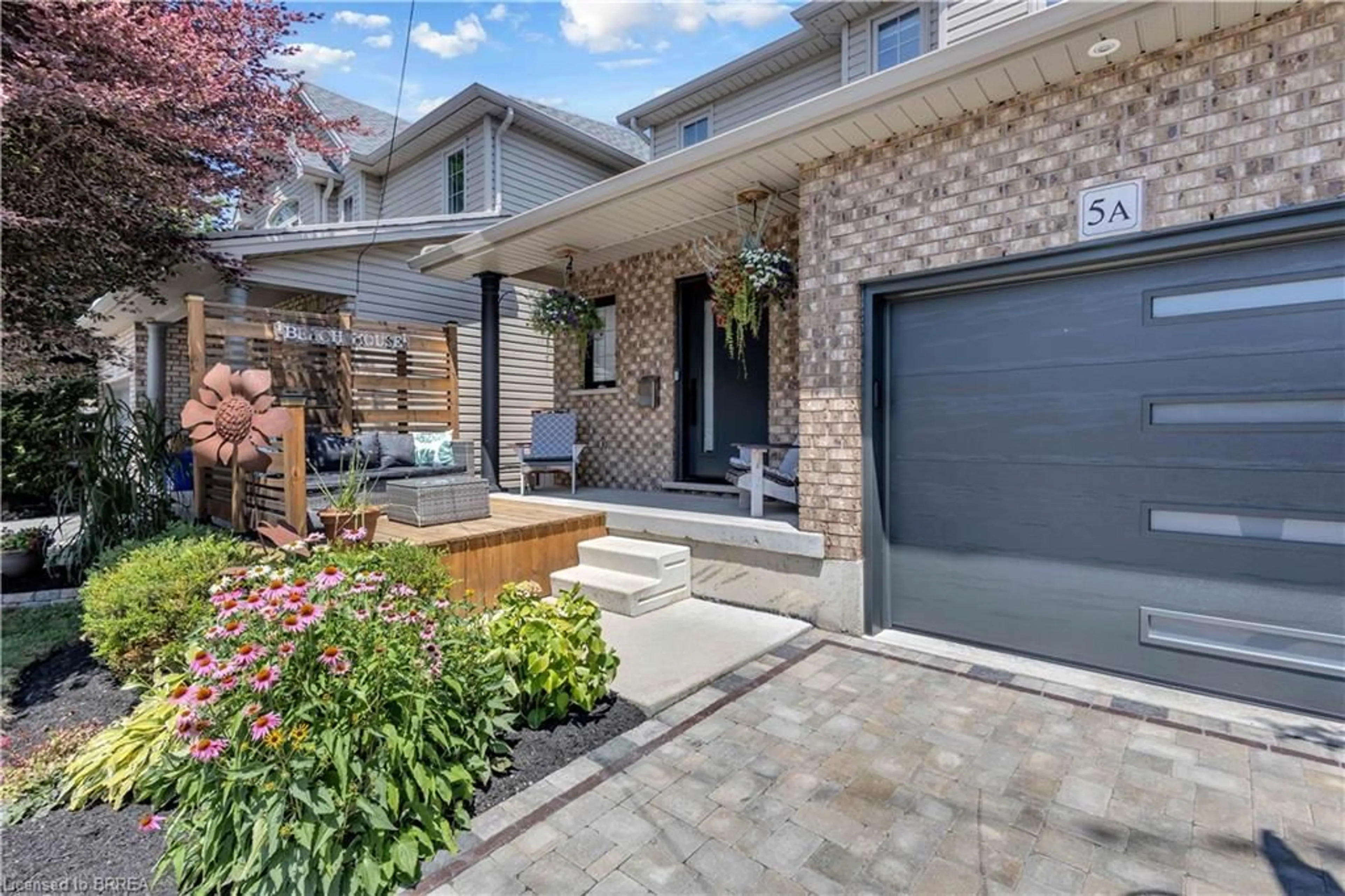 Home with brick exterior material, street for 5 Grand River Ave, Brantford Ontario N3T 4Z3