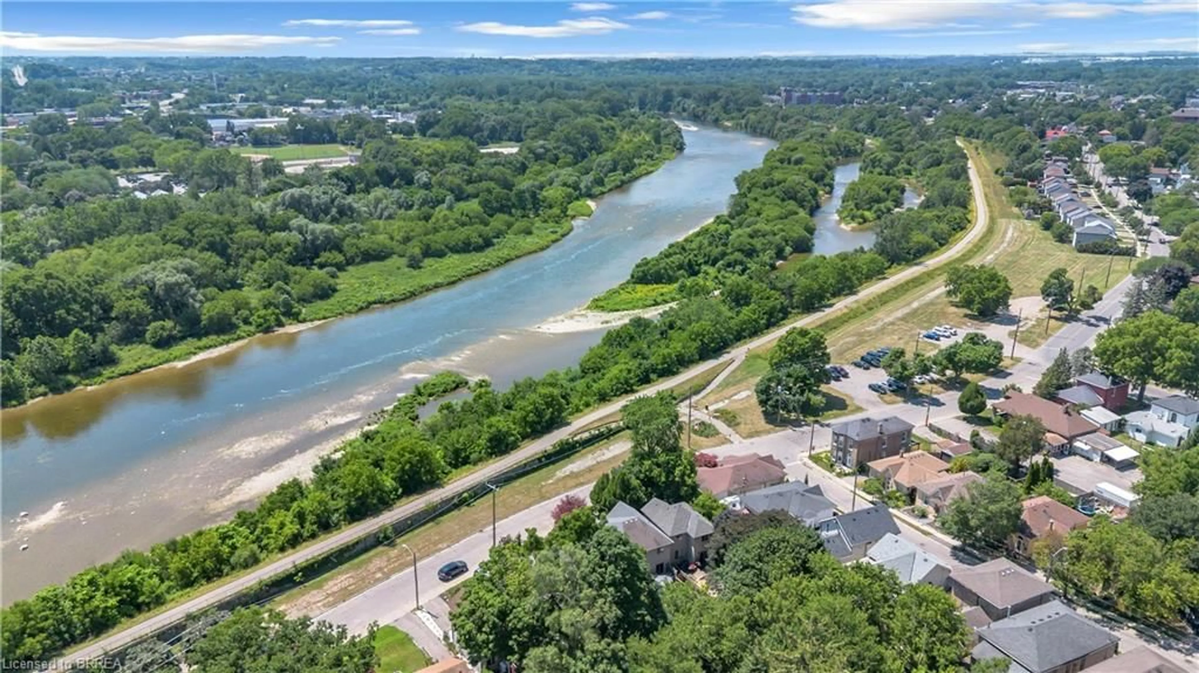 A pic from outside/outdoor area/front of a property/back of a property/a pic from drone, water/lake/river/ocean view for 5 Grand River Ave, Brantford Ontario N3T 4Z3