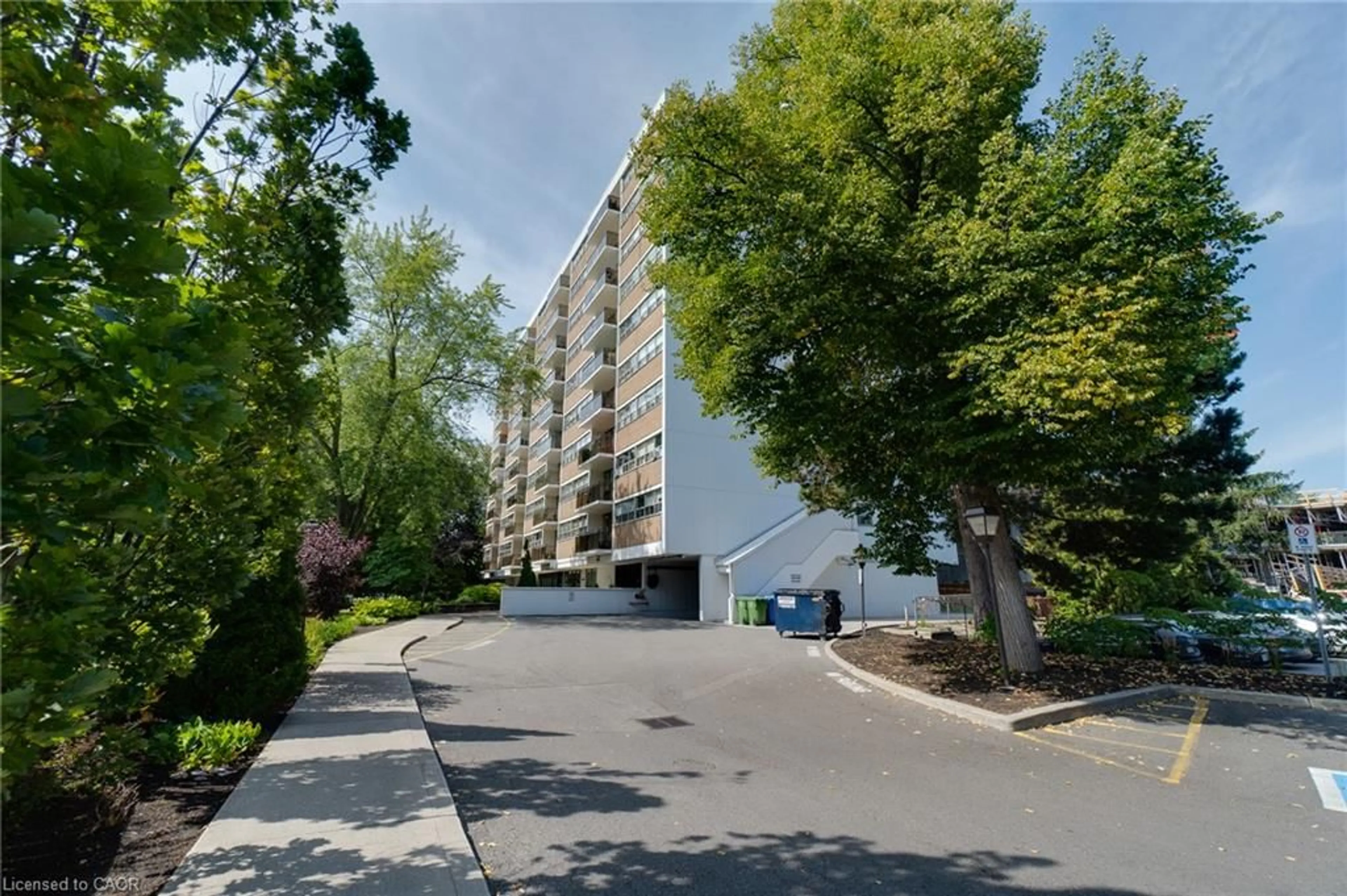 Unknown for 212 Kerr St #507, Oakville Ontario L6K 3B1