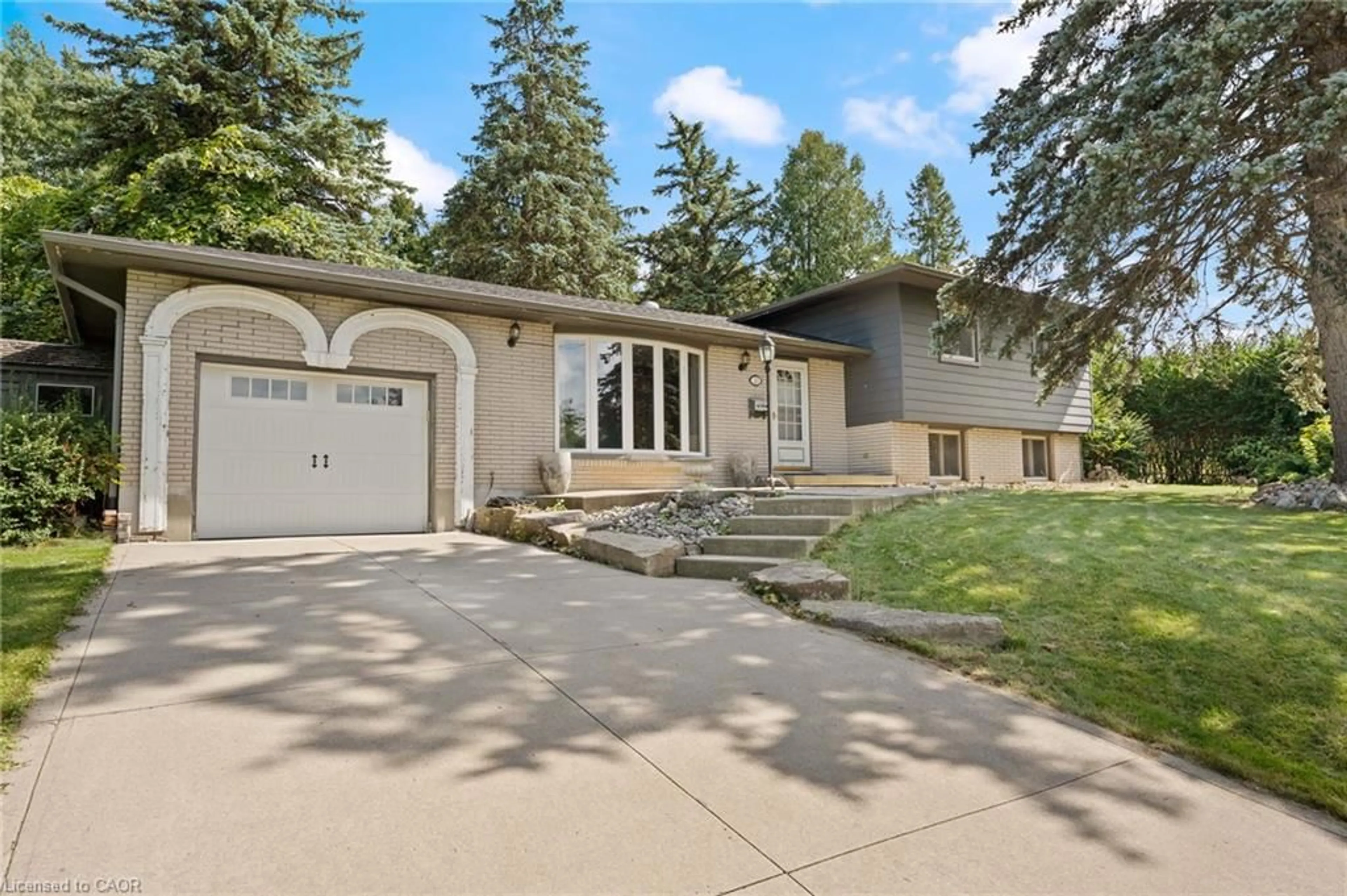 Unknown for 20 Sunset Dr, Simcoe Ontario N3Y 4G3
