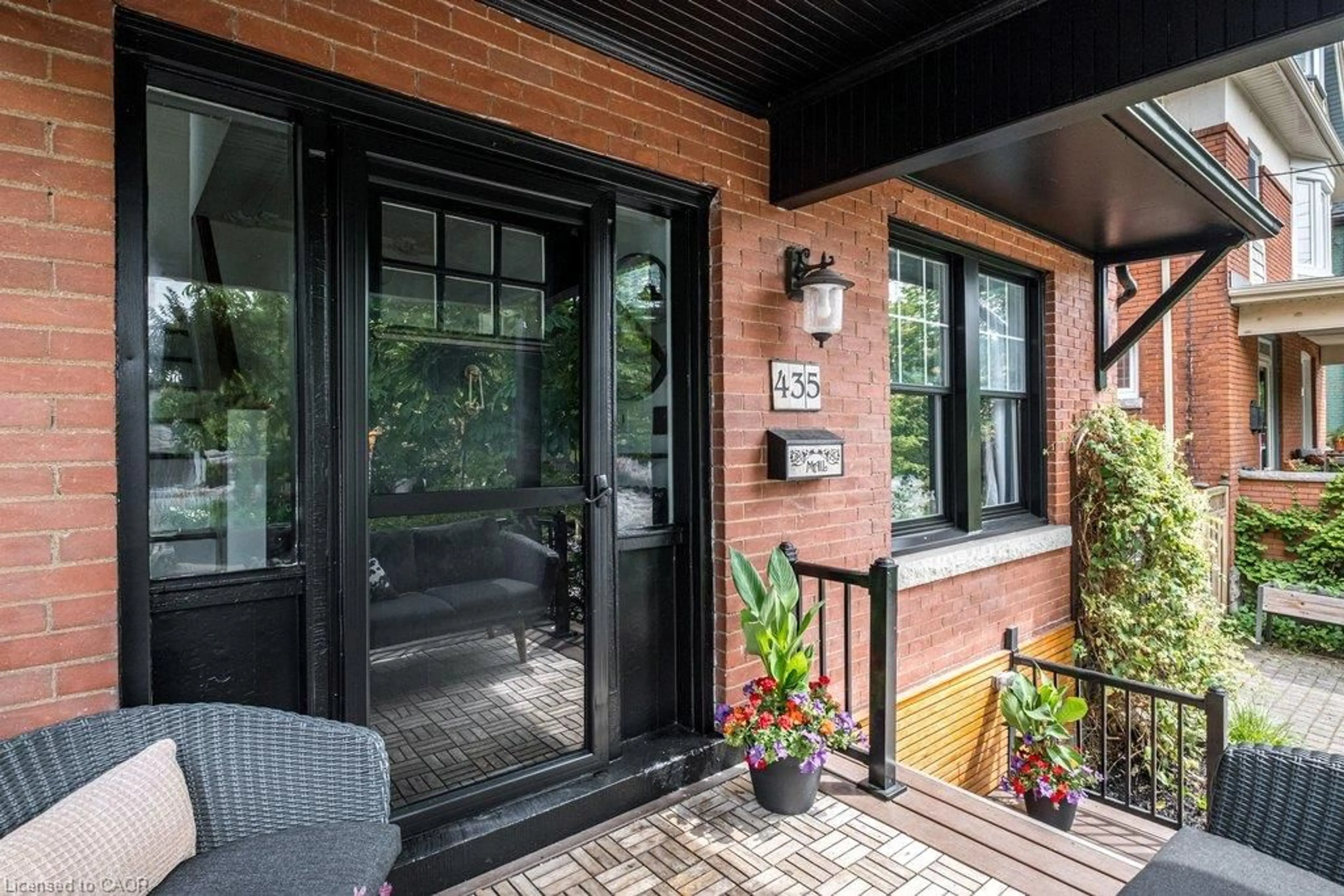 Unknown for 435 Dundurn St, Hamilton Ontario L8P 4L8