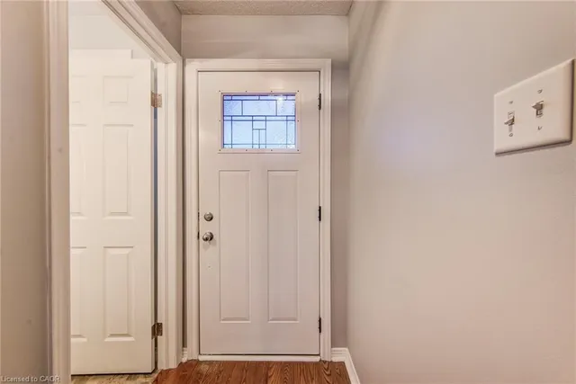 360 Cornridge Pl #2, Waterloo 5