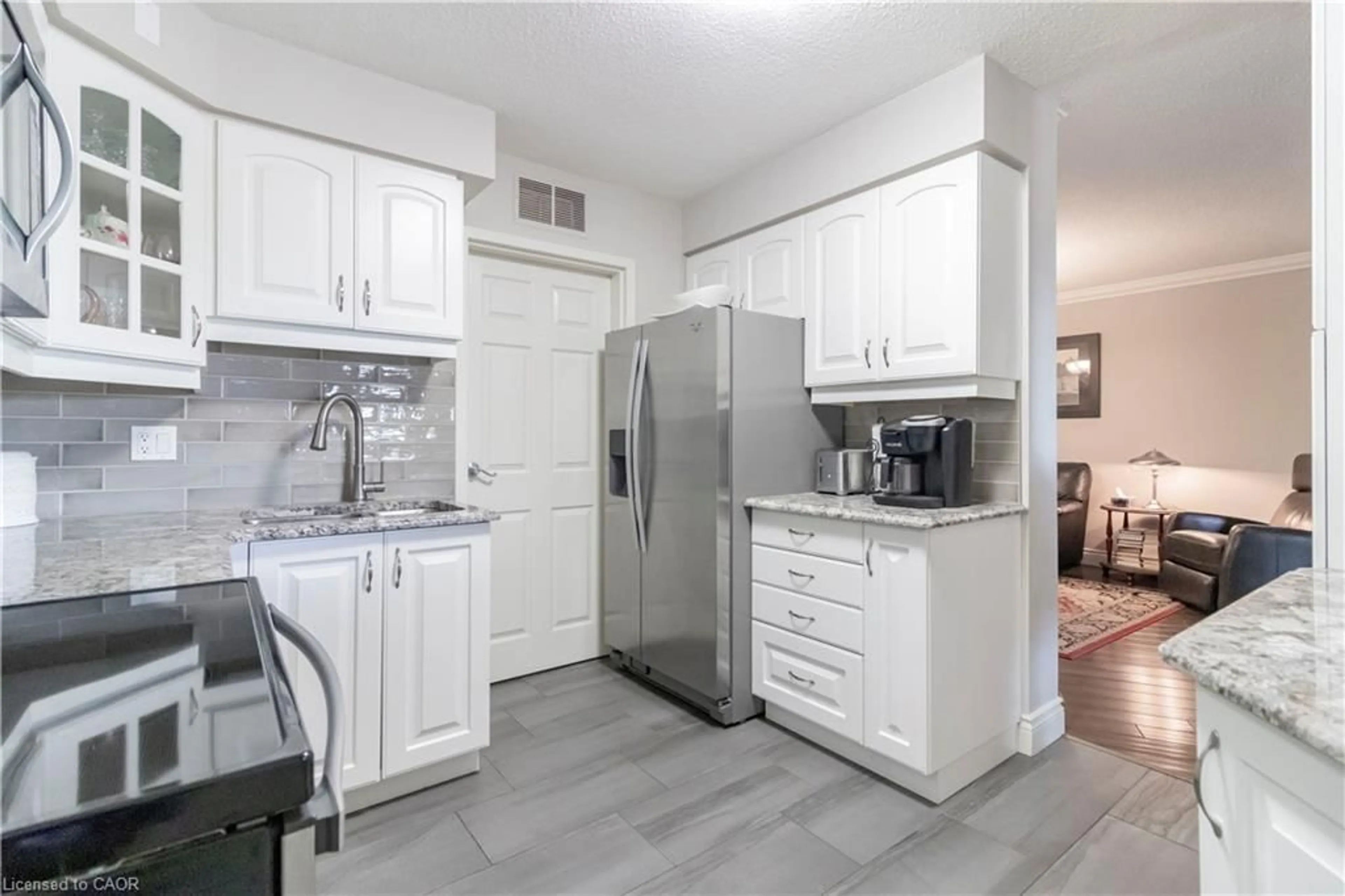 Unknown for 250 Glenridge Dr #401, Waterloo Ontario N2J 4H8