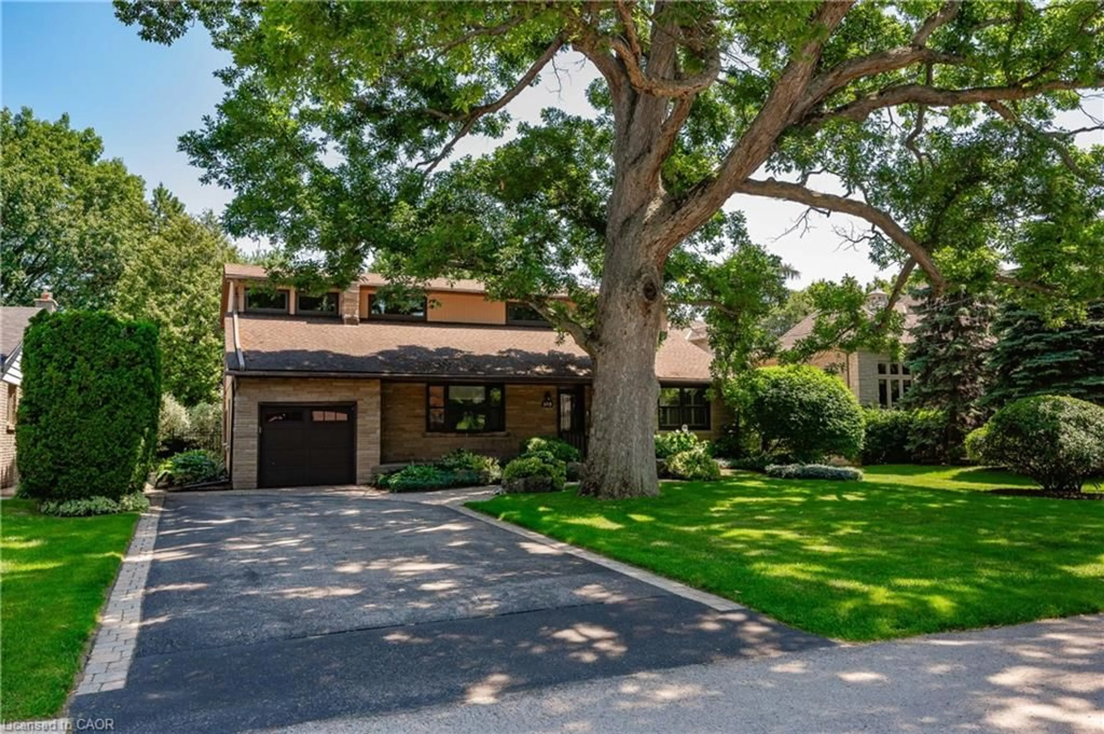Home with brick exterior material, street for 109 Rosemary Lane, Ancaster Ontario L9G 2K4