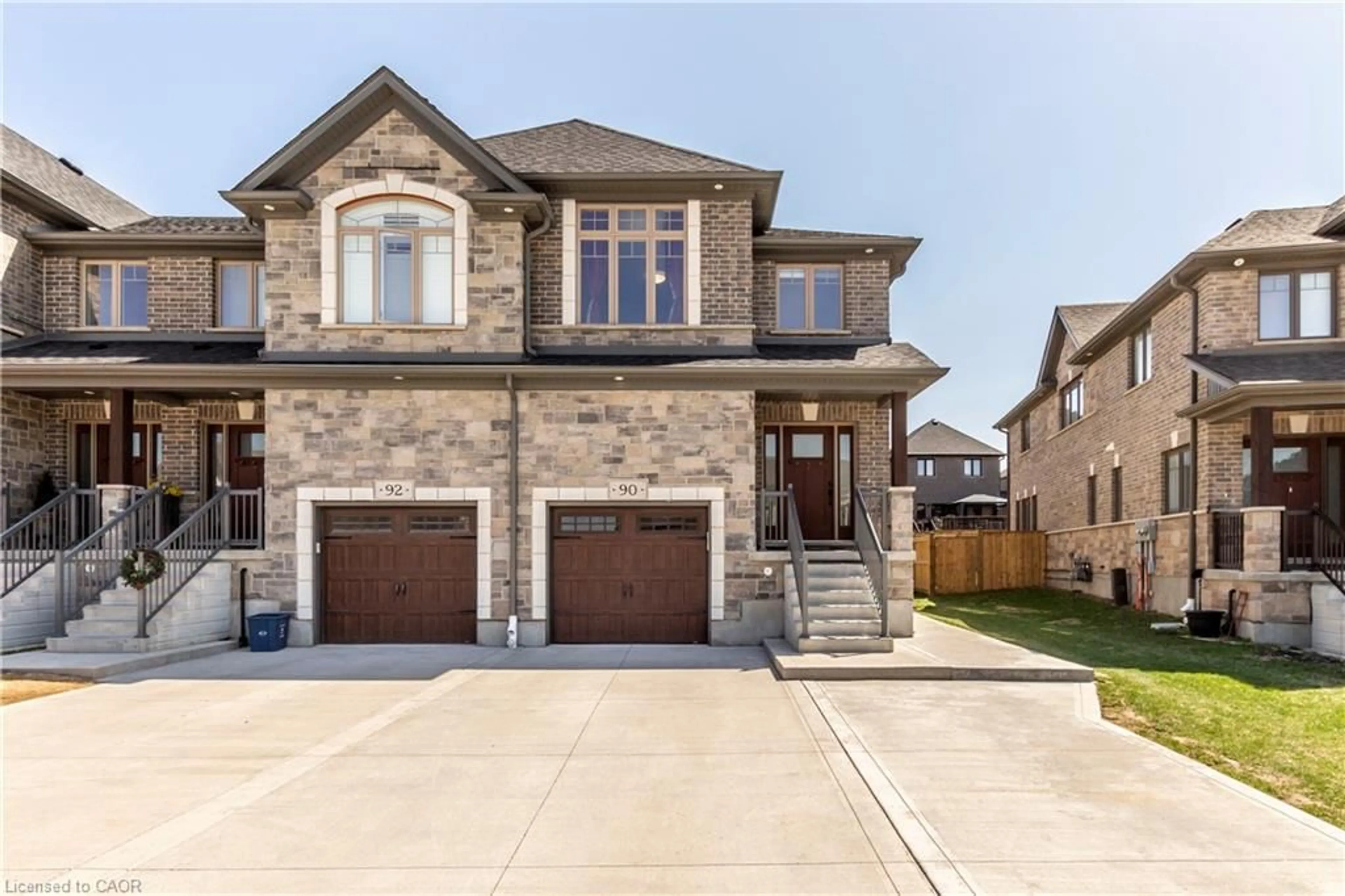Home with brick exterior material, street for 90 Hollybrook Trail, Kitchener Ontario N2R 0M7