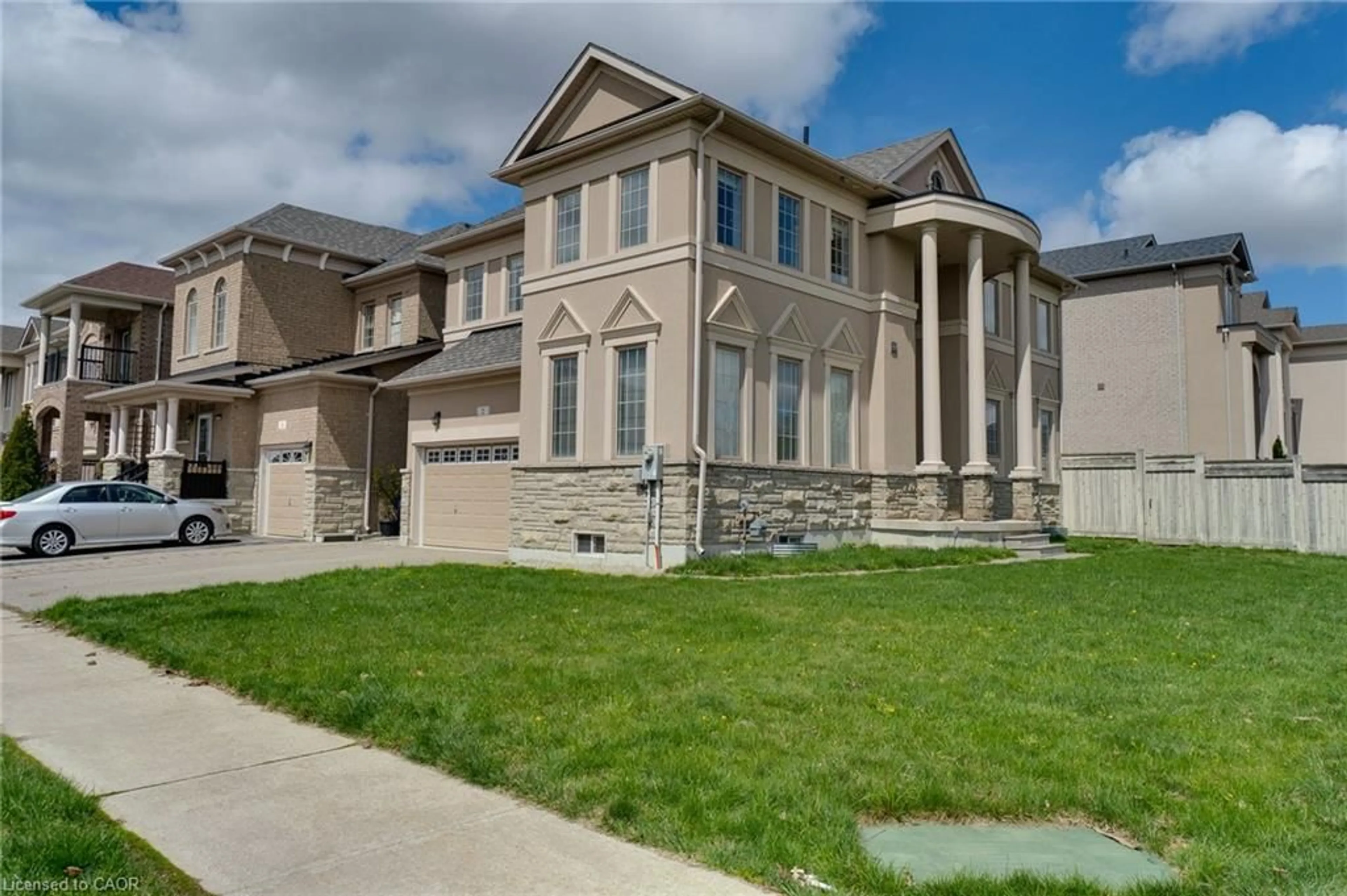Unknown for 2 Hawstone Rd, Vellore Ontario L4H 4G5