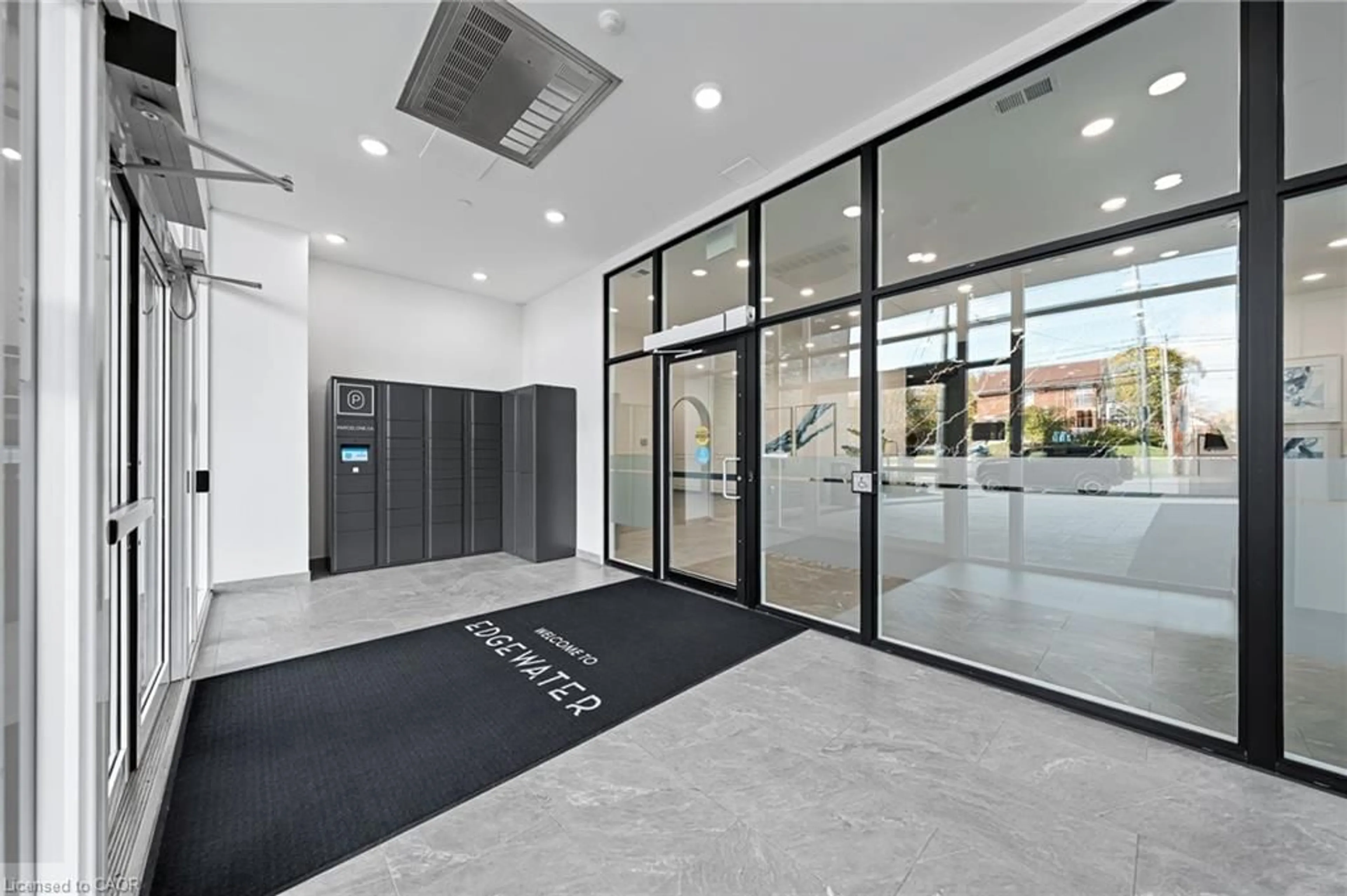 Indoor foyer for 71 Wyndham St #601, Guelph Ontario N1E 0T7