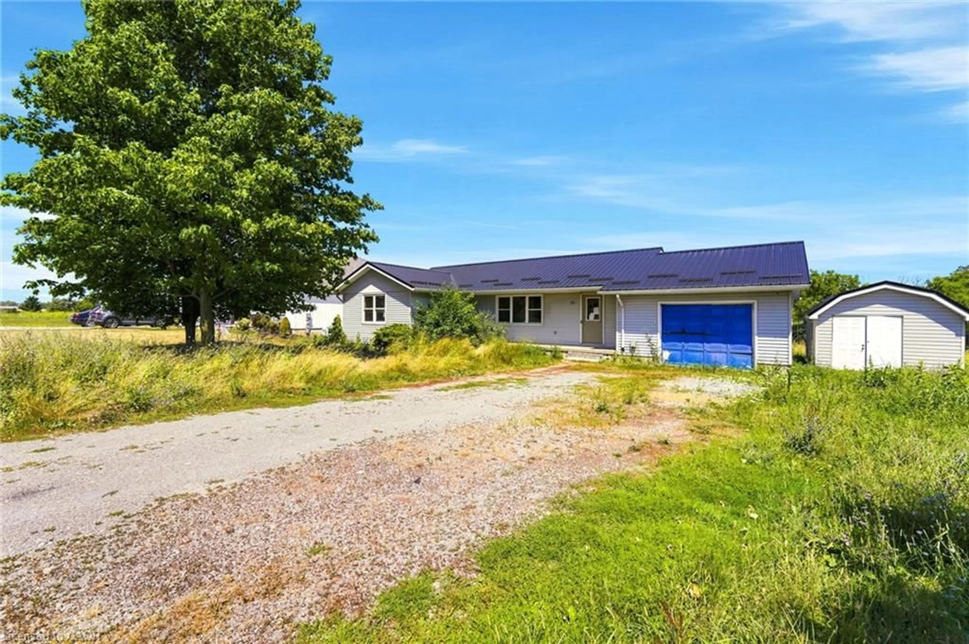 A pic from outside/outdoor area/front of a property/back of a property/a pic from drone, street for 50 Erie St, Selkirk Ontario N0A 1P0