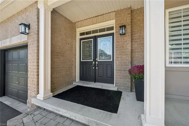 154 Falconridge Dr, Kitchener 5