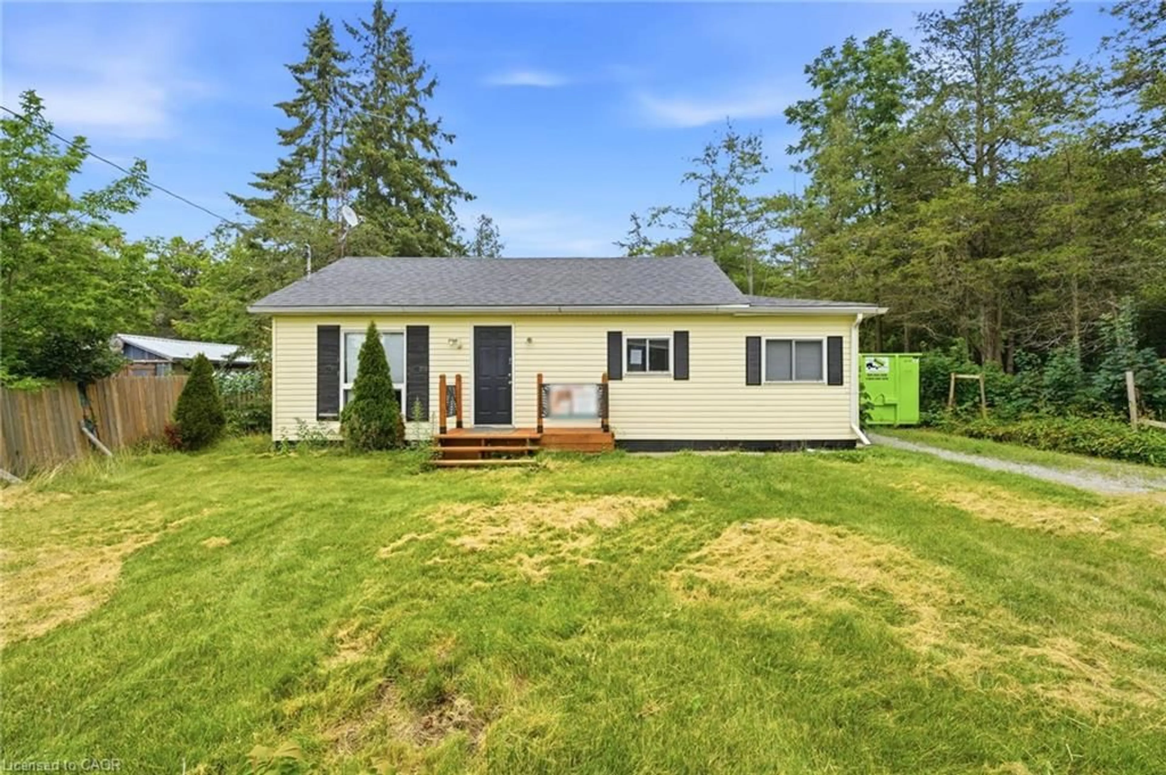 Home with vinyl exterior material, unknown for 977 County Rd 38, Campbellford Ontario K0L 1L0