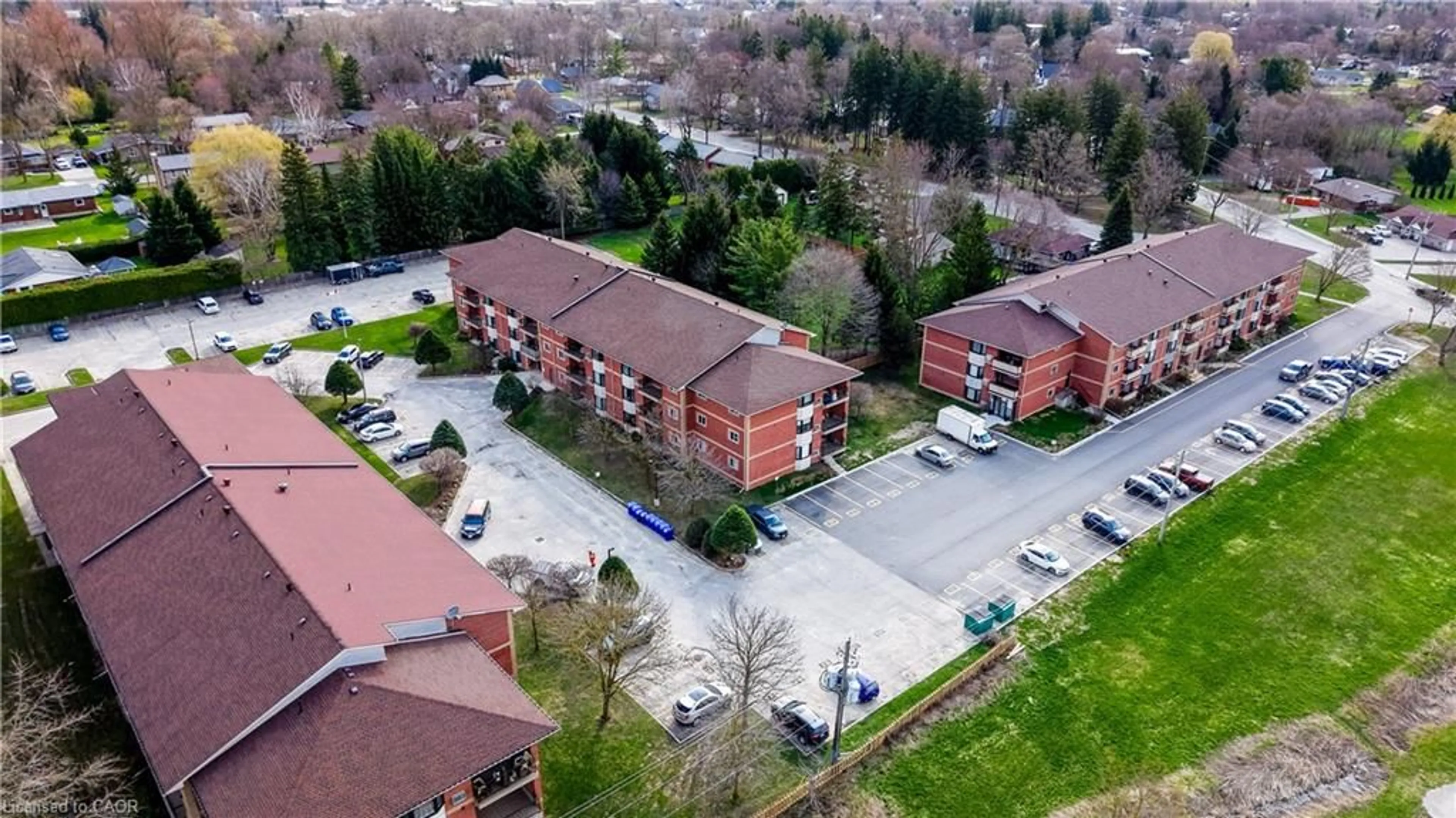 A pic from outside/outdoor area/front of a property/back of a property/a pic from drone, building for 440 Durham St #105, Mount Forest Ontario N0G 2L1