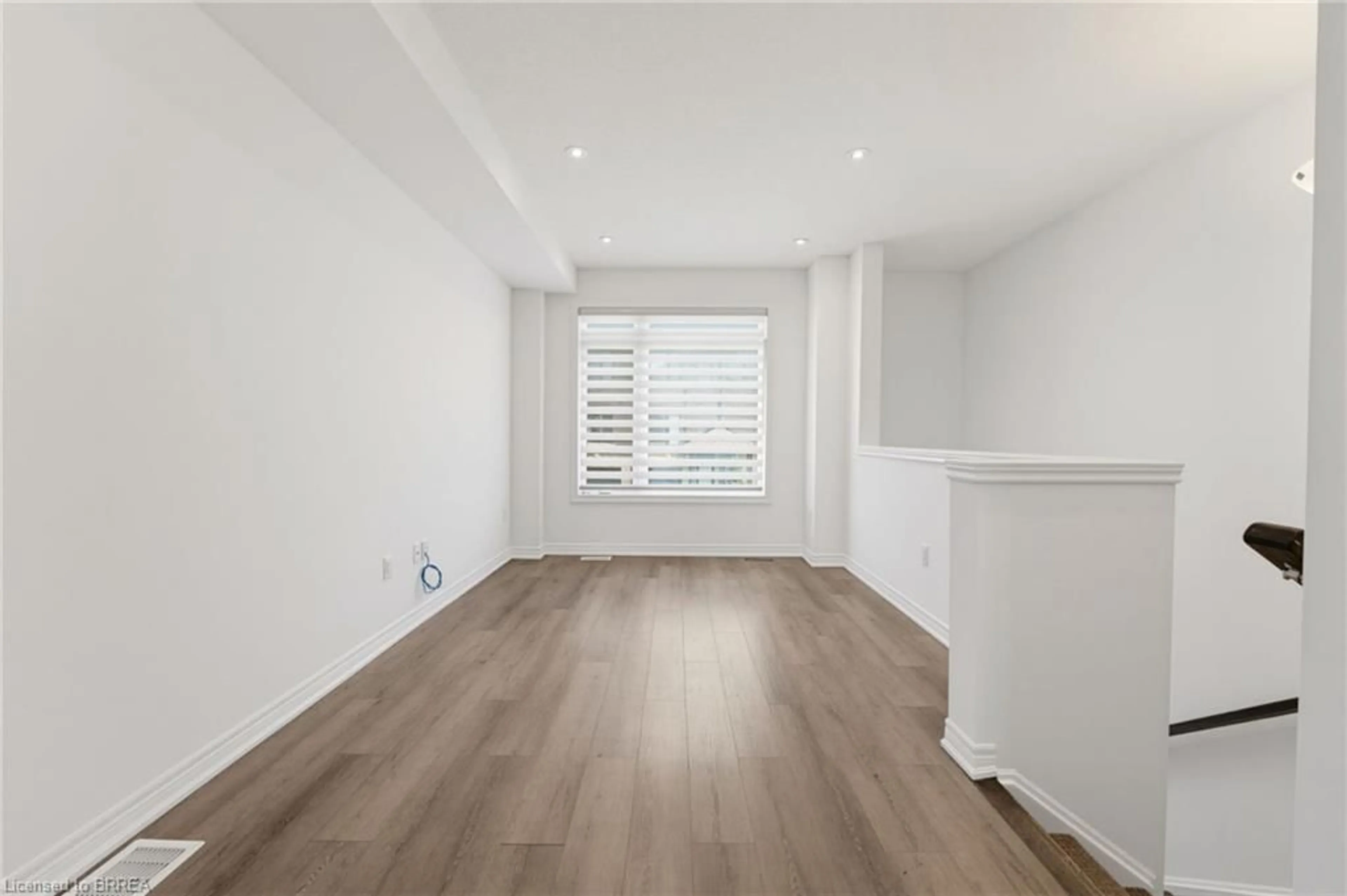 A pic of a room for 120 Court Dr #50, Paris Ontario N3L 0N2