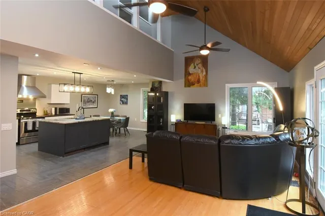 949 Upper Paradise Rd, Hamilton 3
