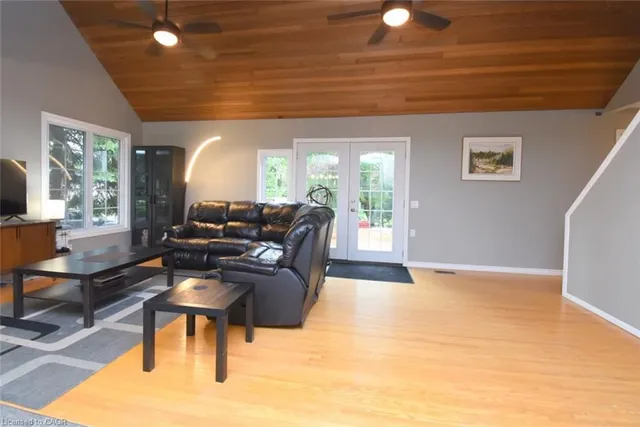 949 Upper Paradise Rd, Hamilton 5