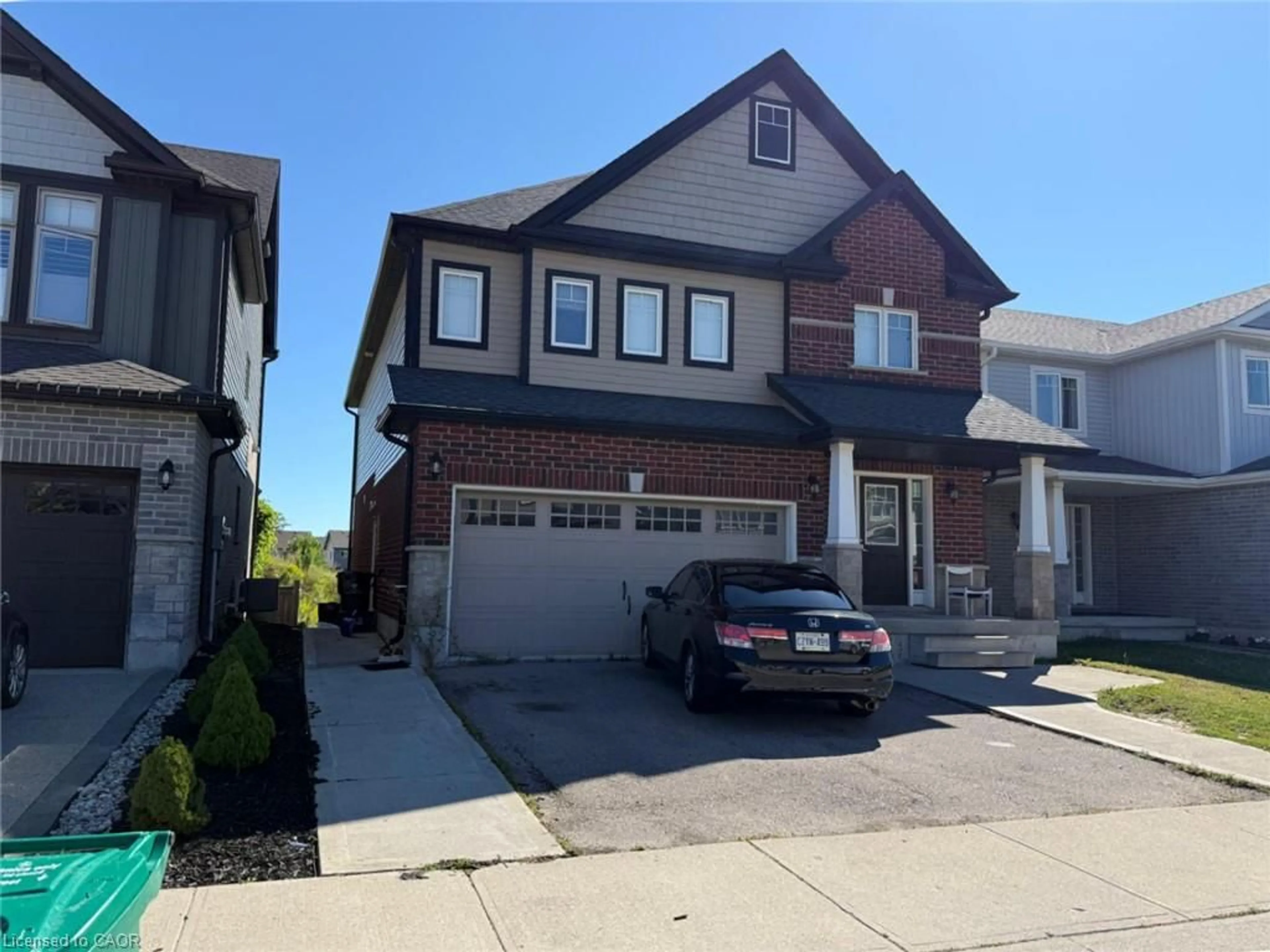 Unknown for 11 Castlebay St, Kitchener Ontario N2R 0G5