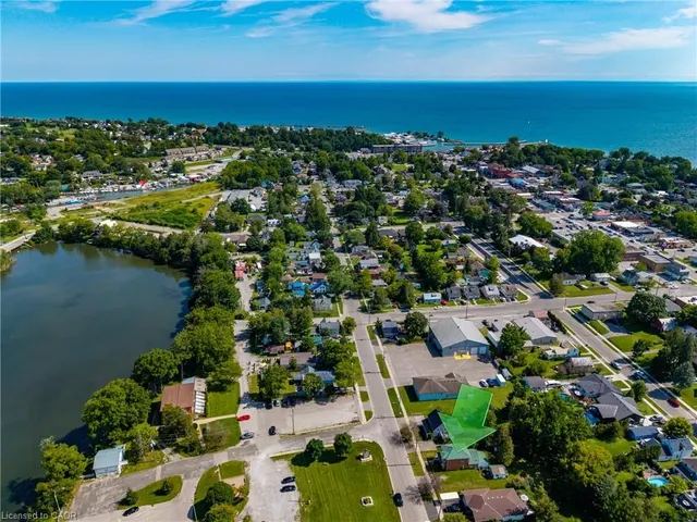 317 St Patrick St, Port Dover 5