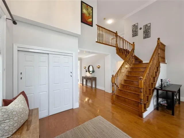 1396 Thorncrest Cres, Oakville 5