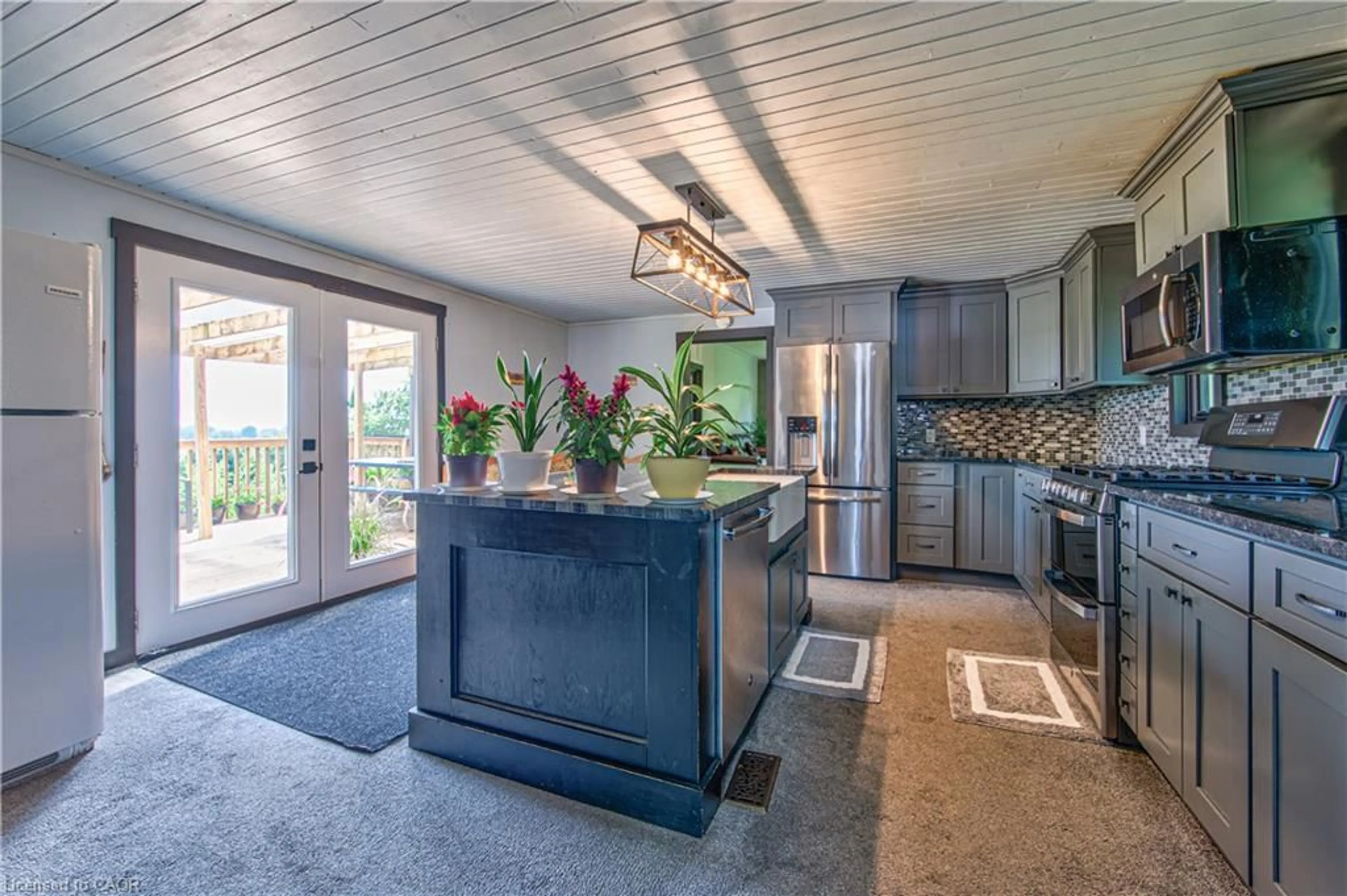 Open concept kitchen, unknown for 595534 Highway 59 Hwy, Woodstock Ontario N4S 7W1