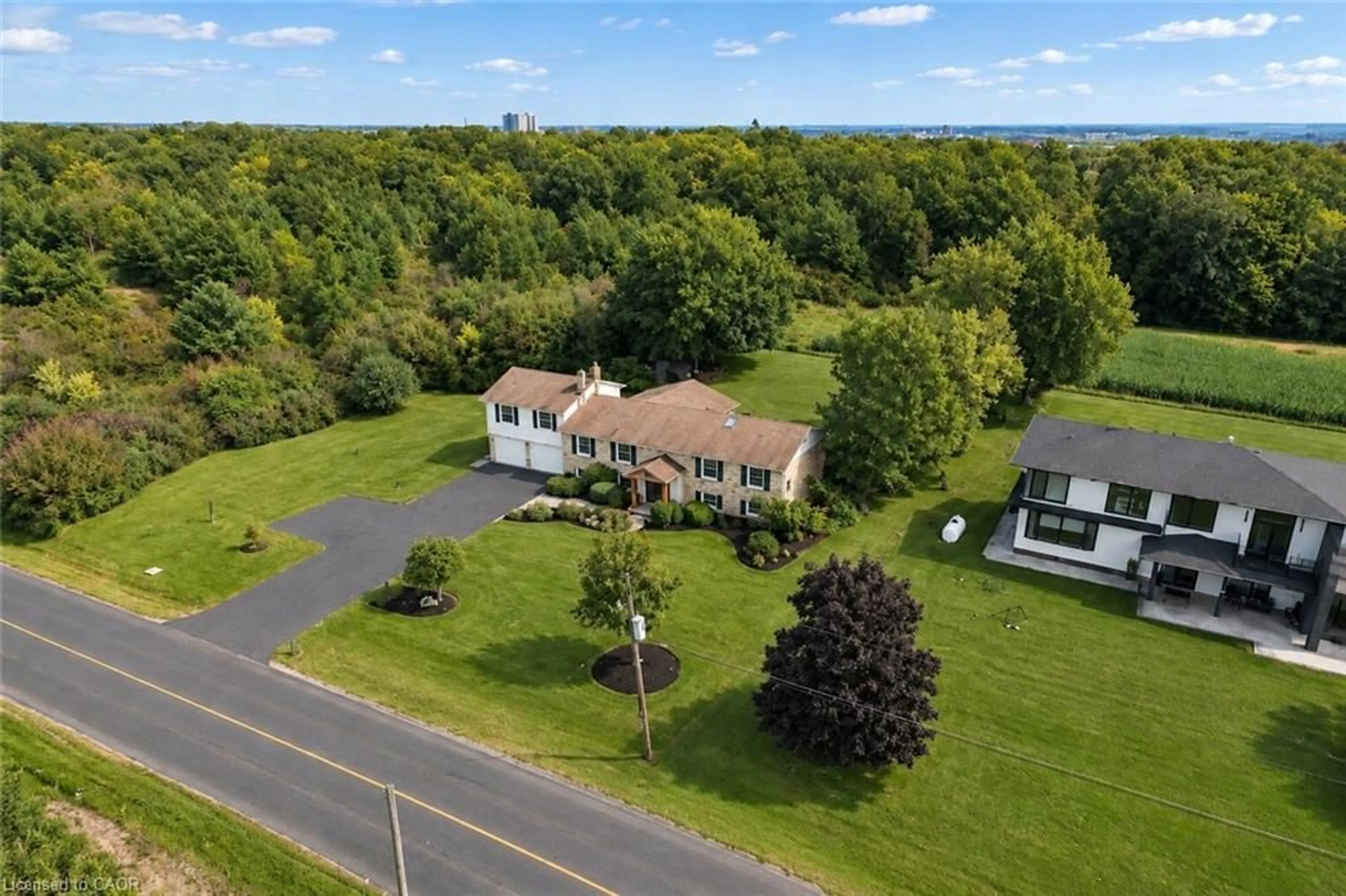 A pic from outside/outdoor area/front of a property/back of a property/a pic from drone, unknown for 4202 1 Side Road, Burlington Ontario L7M 0X3