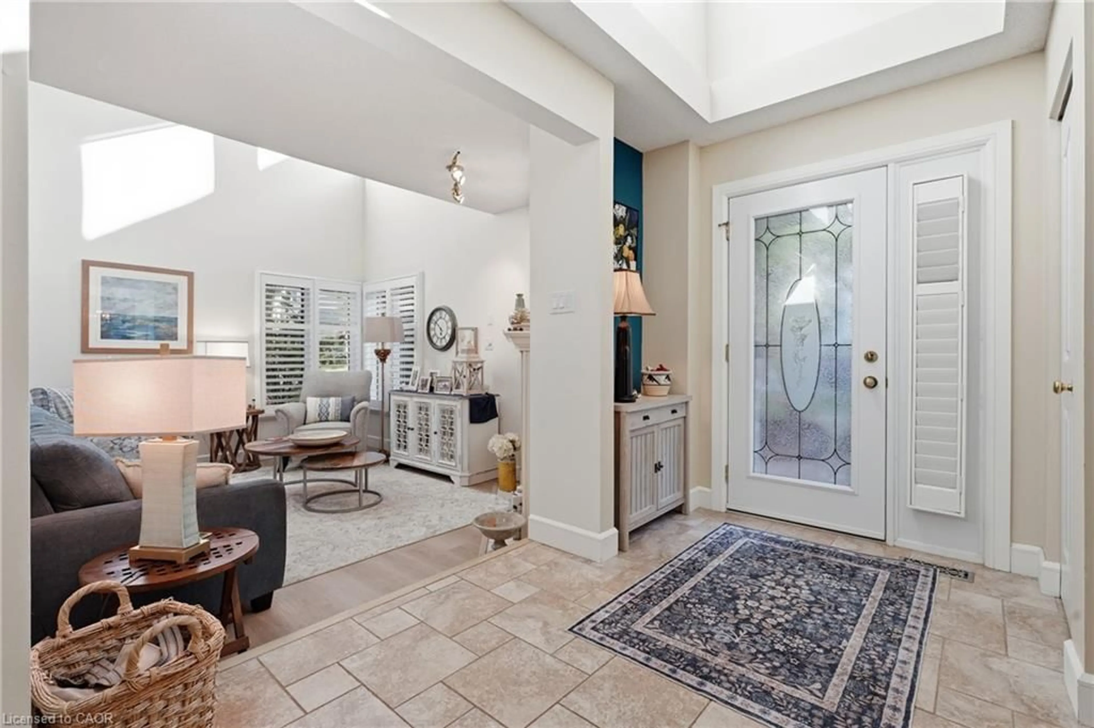 Indoor entryway for 365 Bennington #7, Waterloo Ontario N2T 2L1