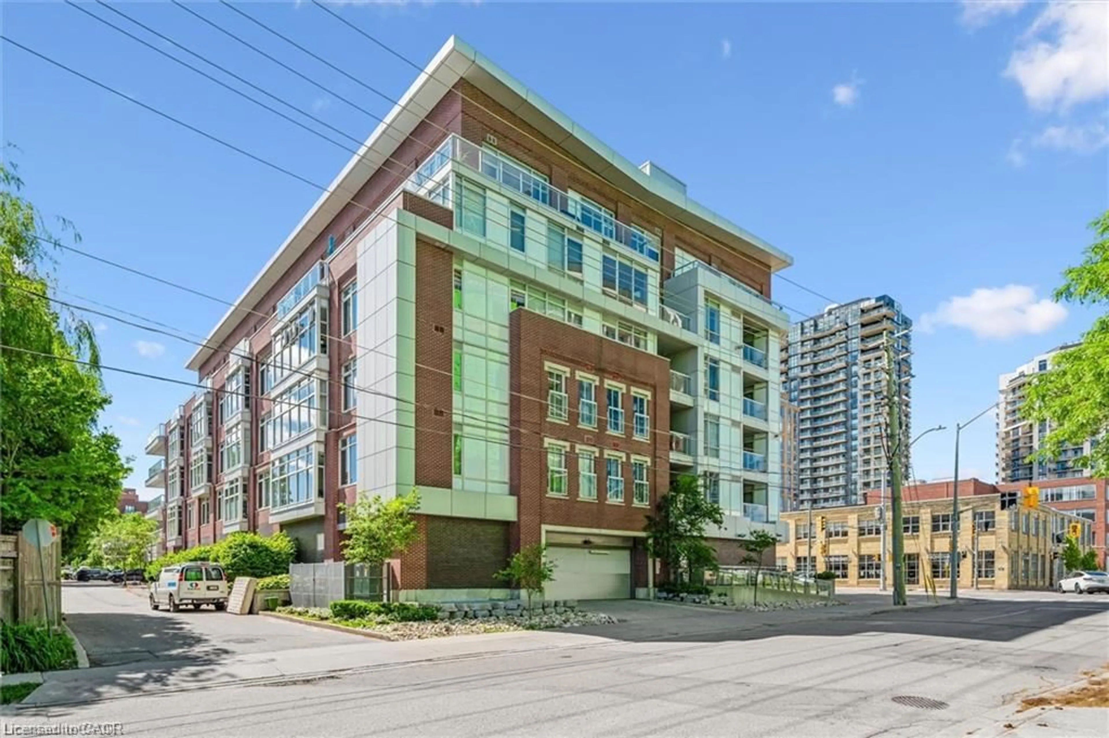 Patio, building for 188 King St #304, Waterloo Ontario N2J 0C6