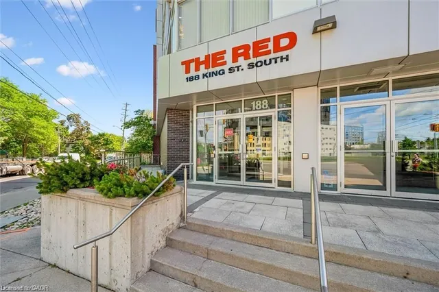 188 King St #304, Waterloo 5