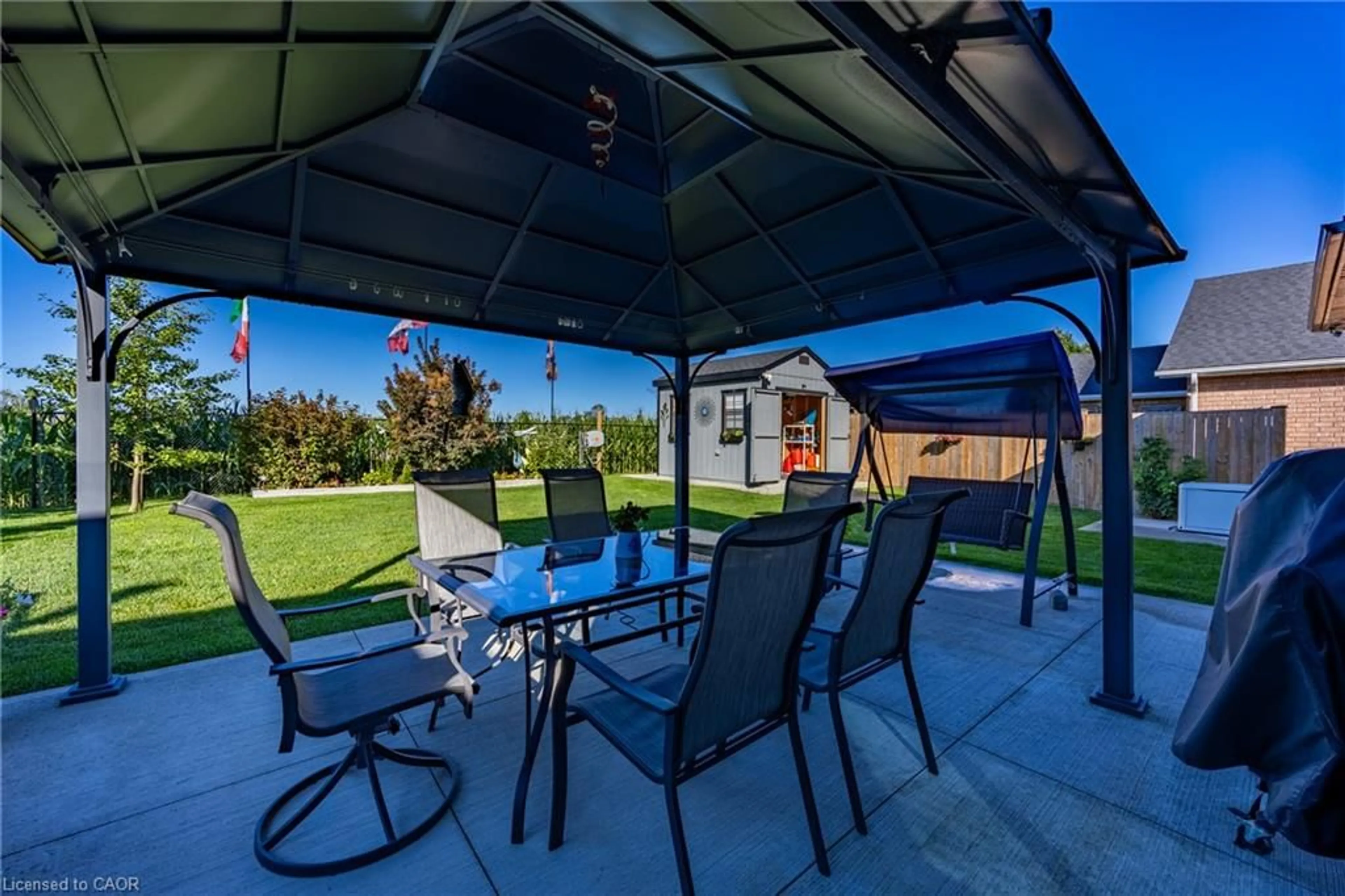 Patio, street for 68 Backus Dr, Port Rowan Ontario N0E 1M0