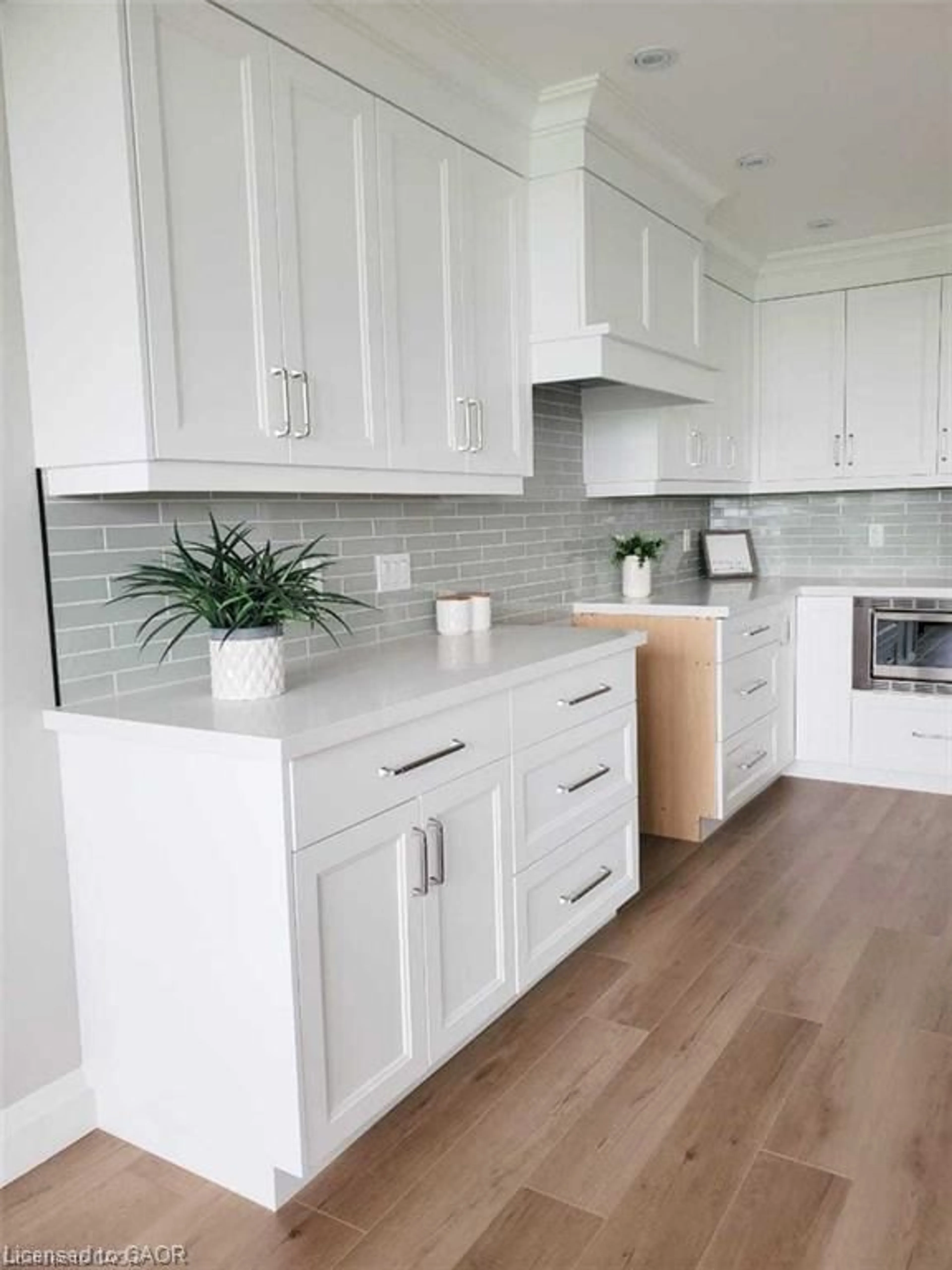 Contemporary kitchen, unknown for 163 Gibbons St, Waterford Ontario N0E 1Y0