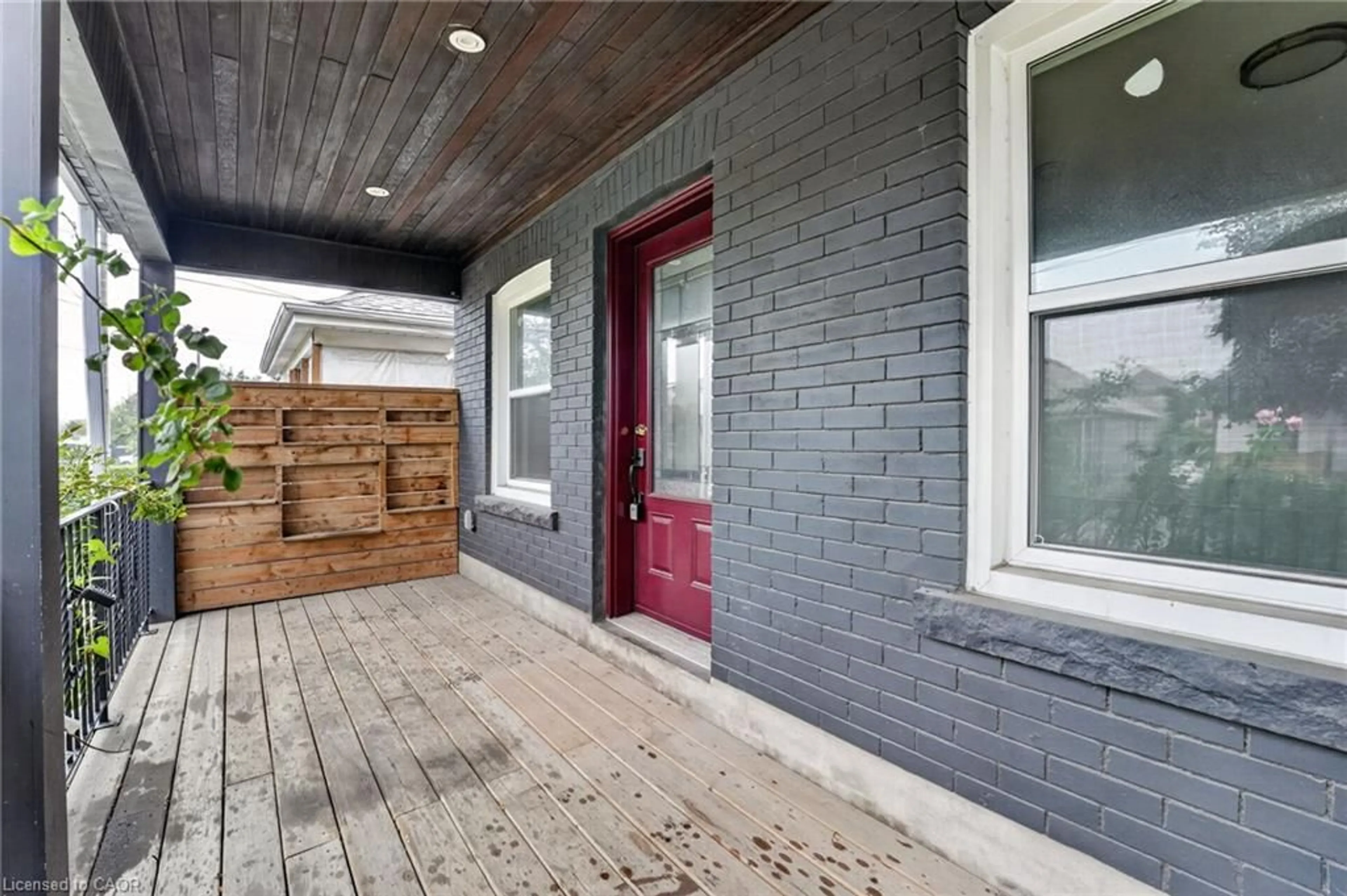 Home with brick exterior material, street for 11 Craigmiller Ave, Hamilton Ontario L8L 3H9