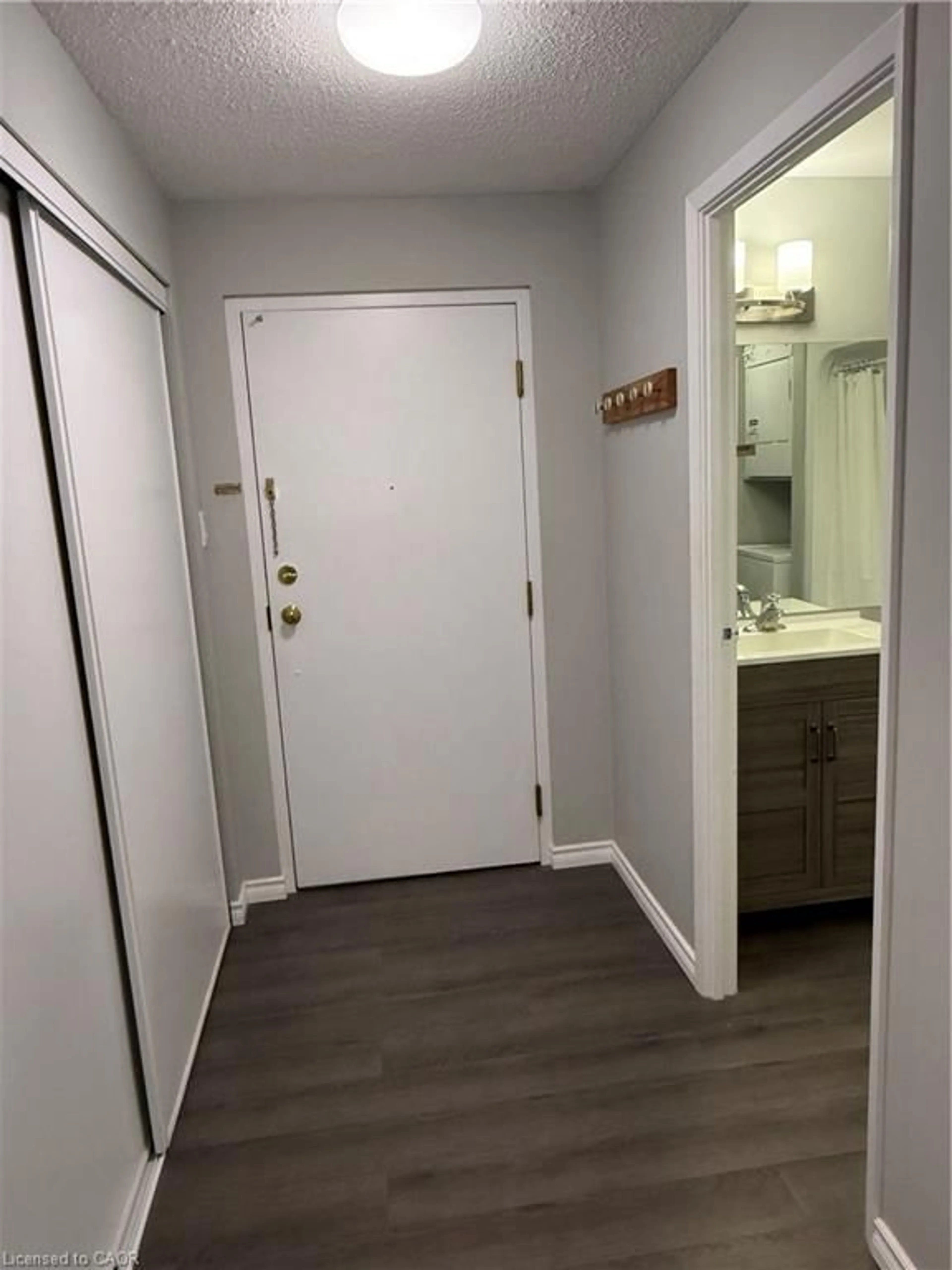 Unknown for 20 Ellen St #404, Waterloo Ontario N2H 6R7