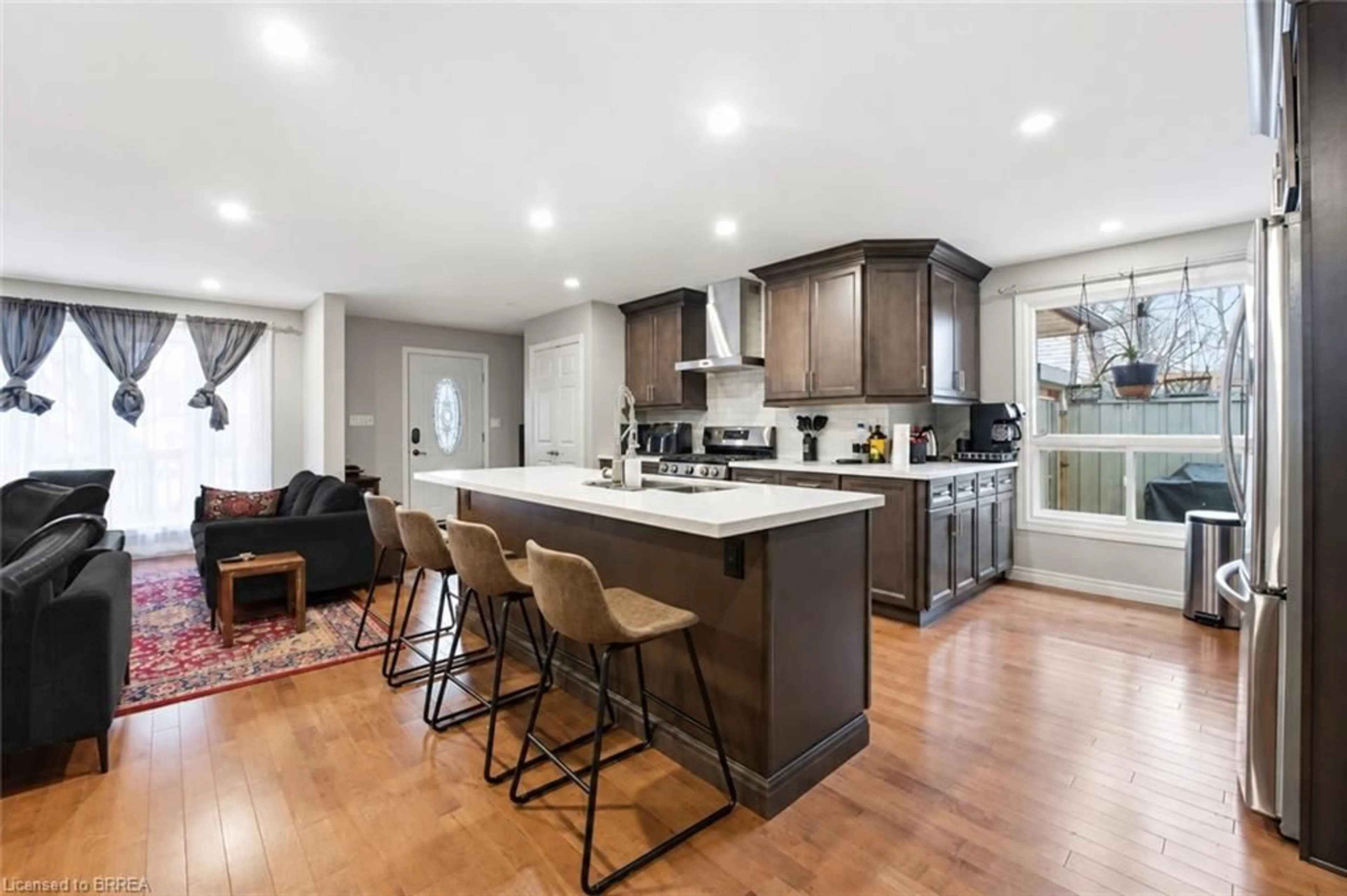 Open concept kitchen, unknown for 179 Banbury Rd, Brantford Ontario N3P 1E6