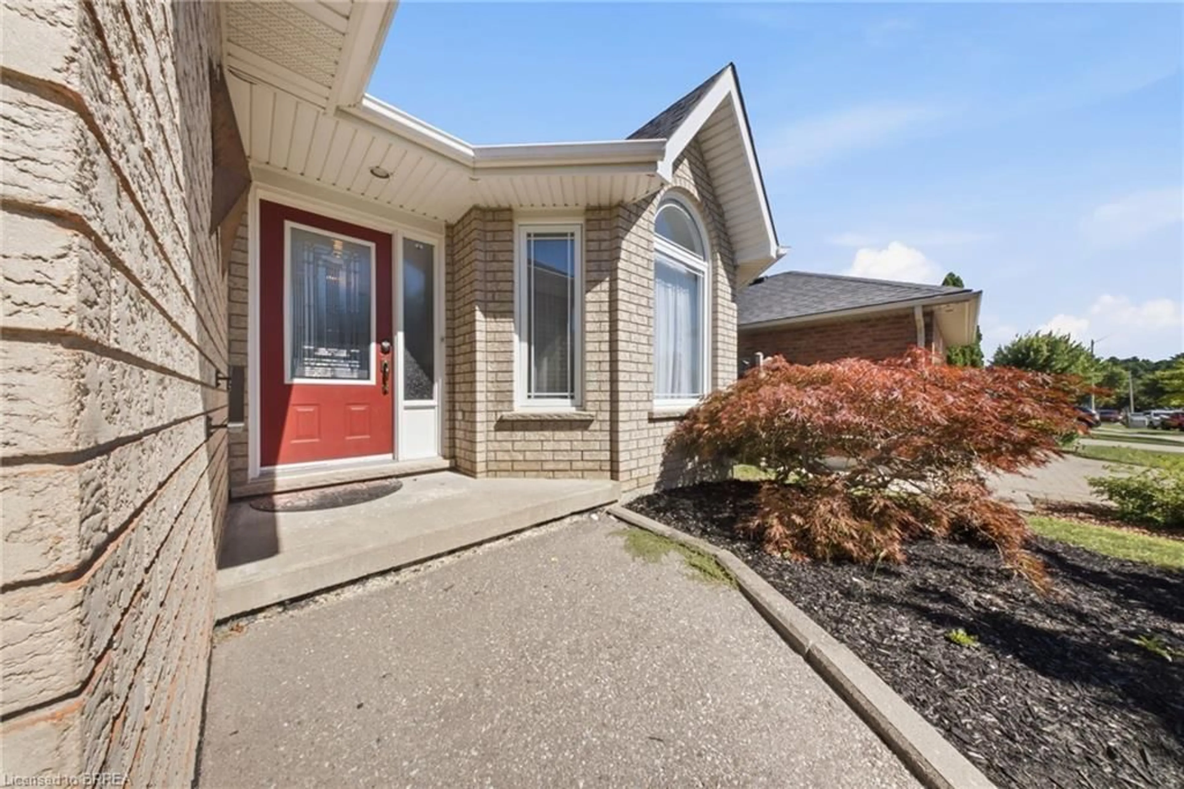 Home with brick exterior material, street for 36 Garner's Lane, Brantford Ontario N3T 6P5