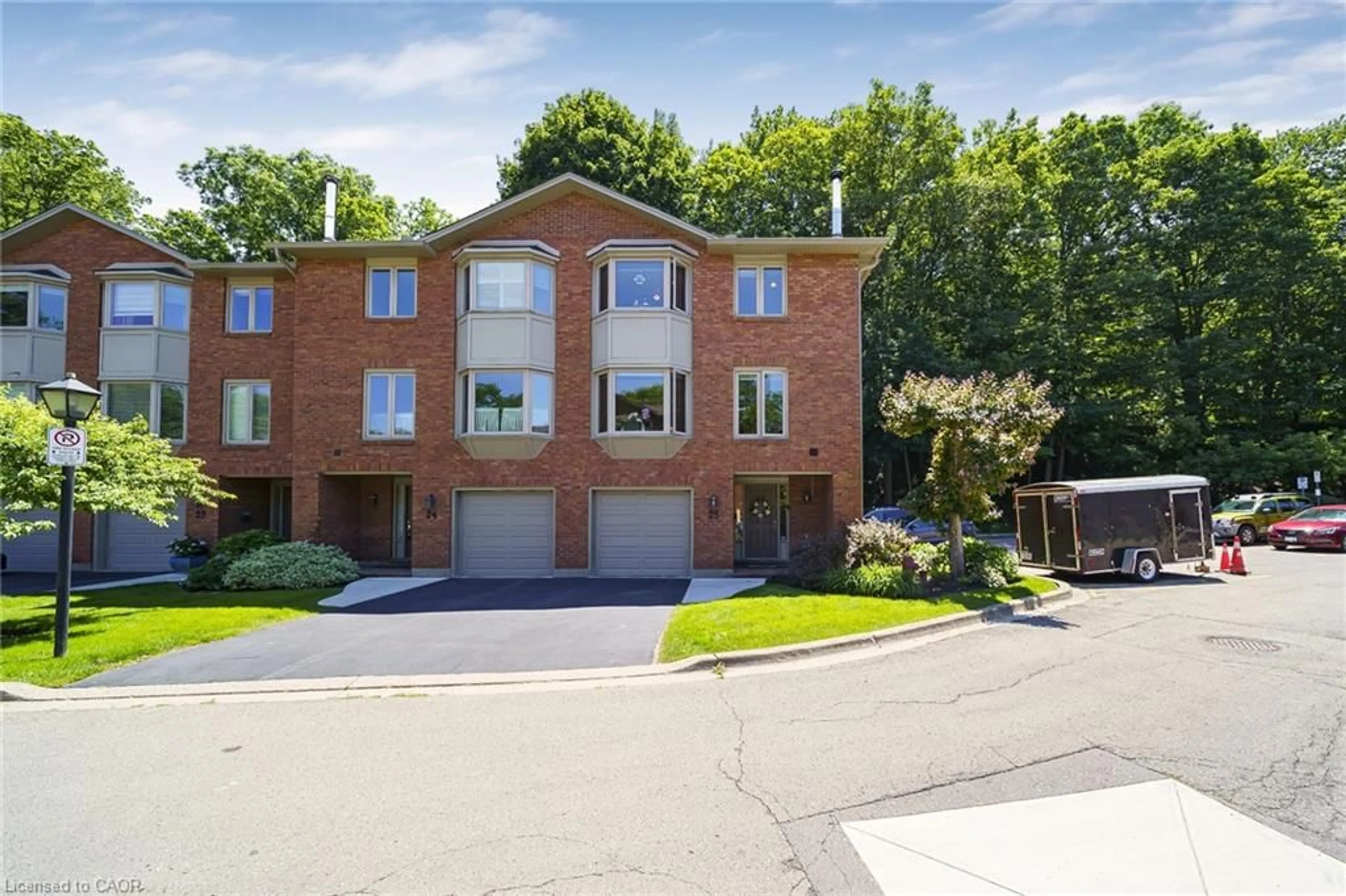 Home with brick exterior material, street for 30 Osler Dr #25, Dundas Ontario L9H 6W3