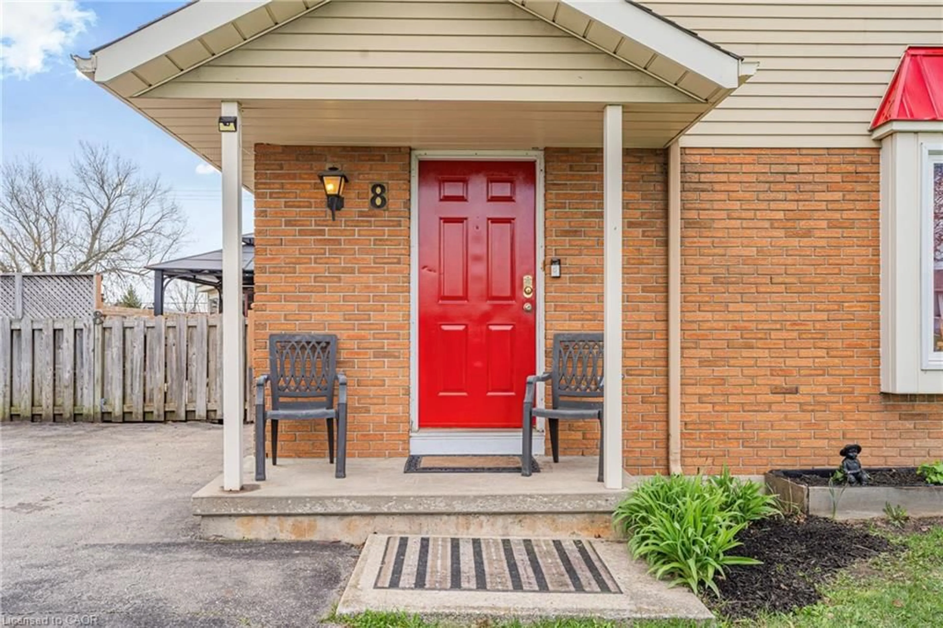 Unknown for 8 Abbott Lane, Cayuga Ontario N0A 1E0
