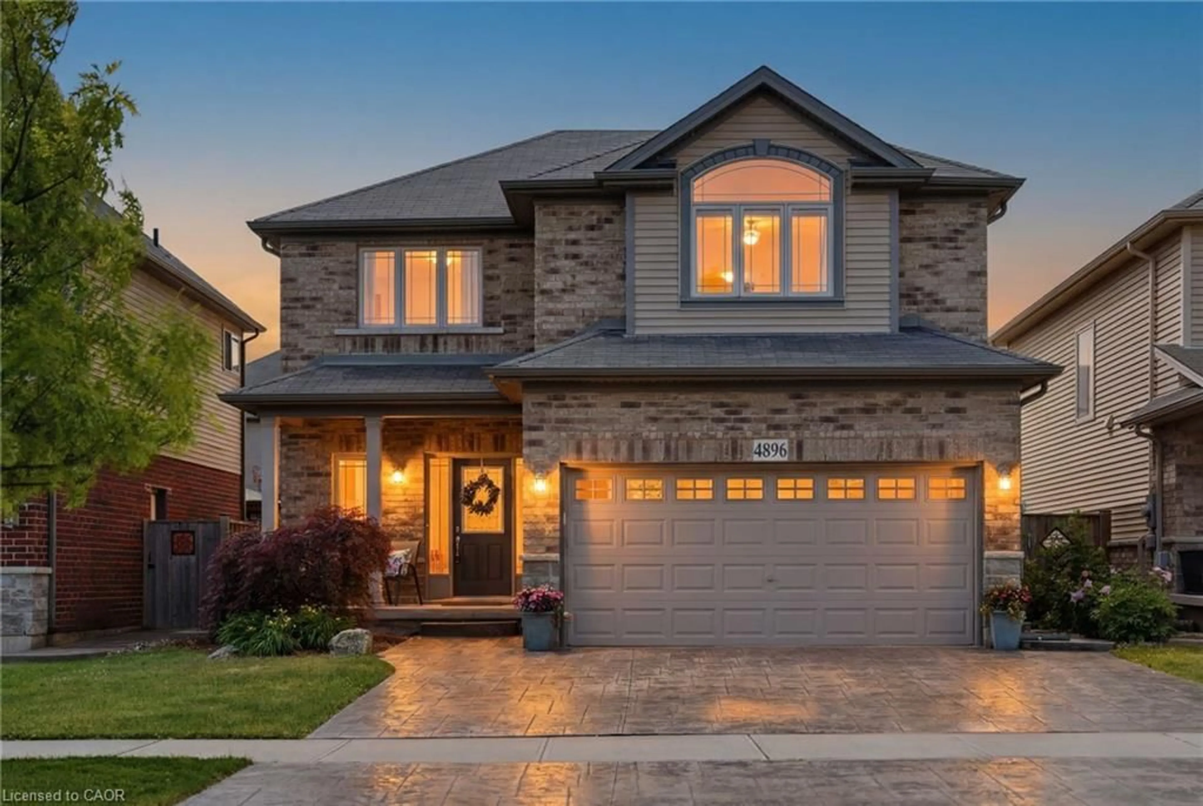 Home with brick exterior material, street for 4896 Alexandra Ave, Beamsville Ontario L3J 1M1