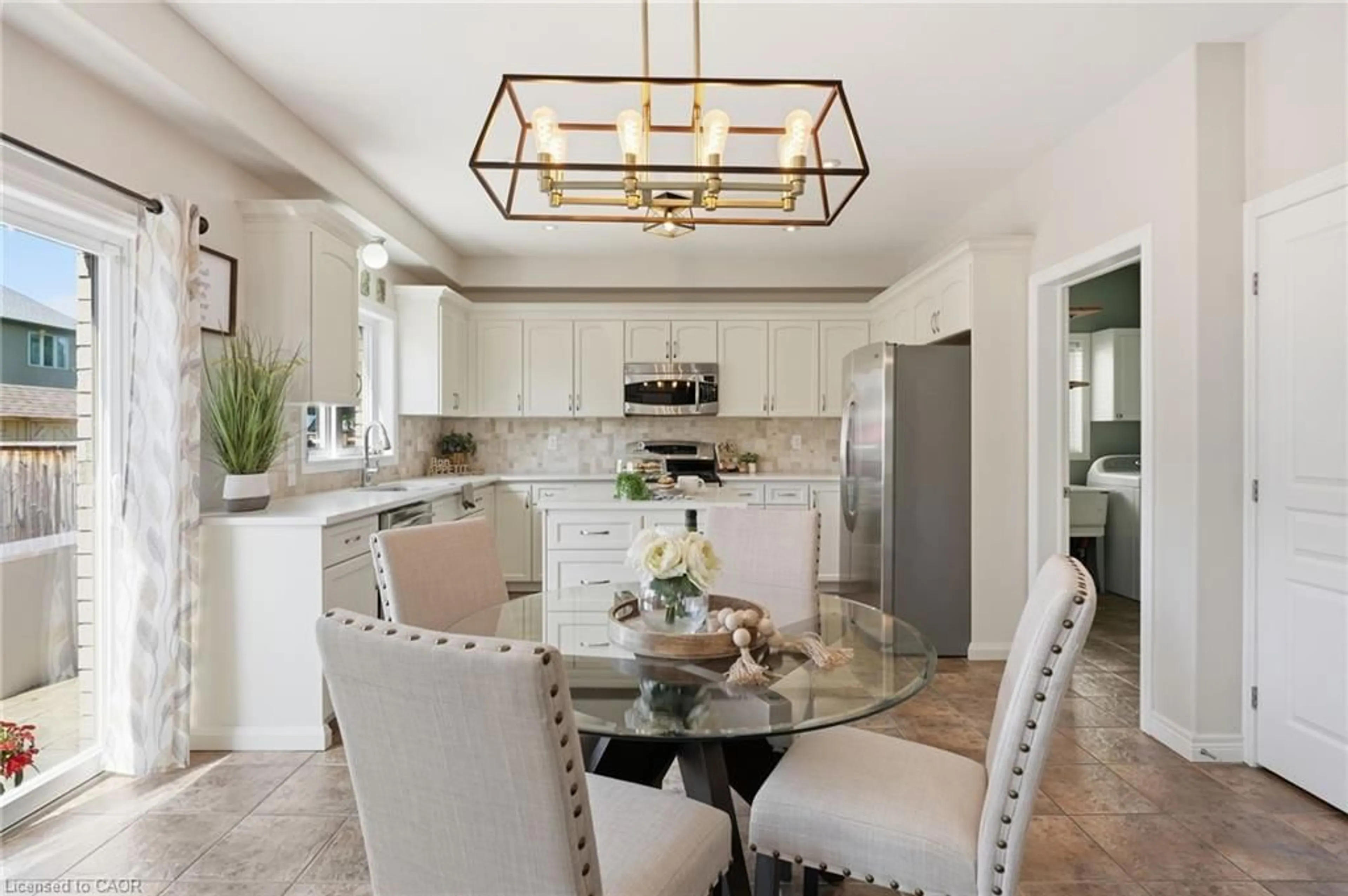 Open concept kitchen, ceramic/tile floor for 4896 Alexandra Ave, Beamsville Ontario L3J 1M1