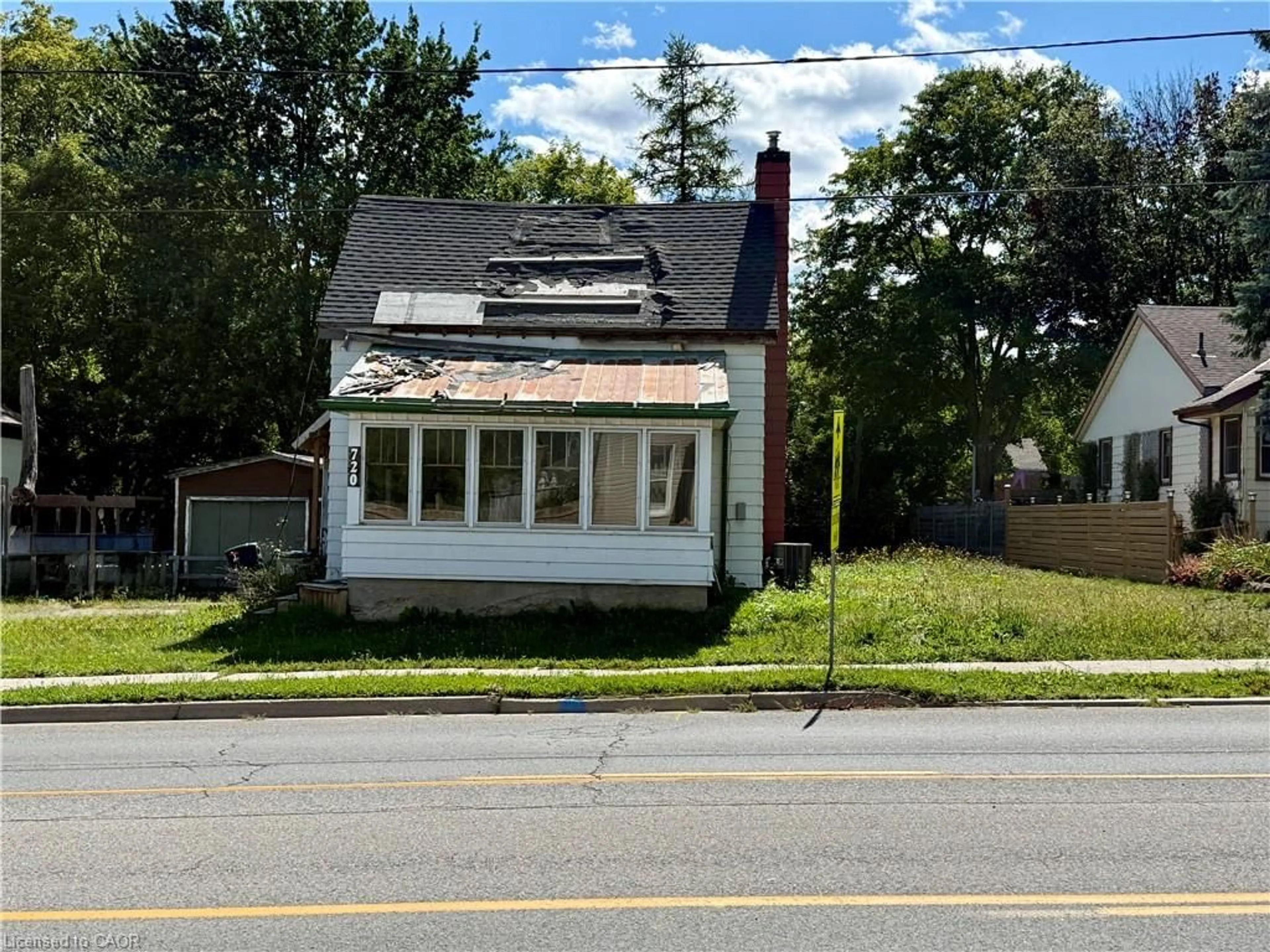 Unknown for 720 Main St, Listowel Ontario N4W 1B1
