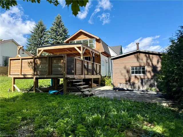 720 Main St, Listowel 2