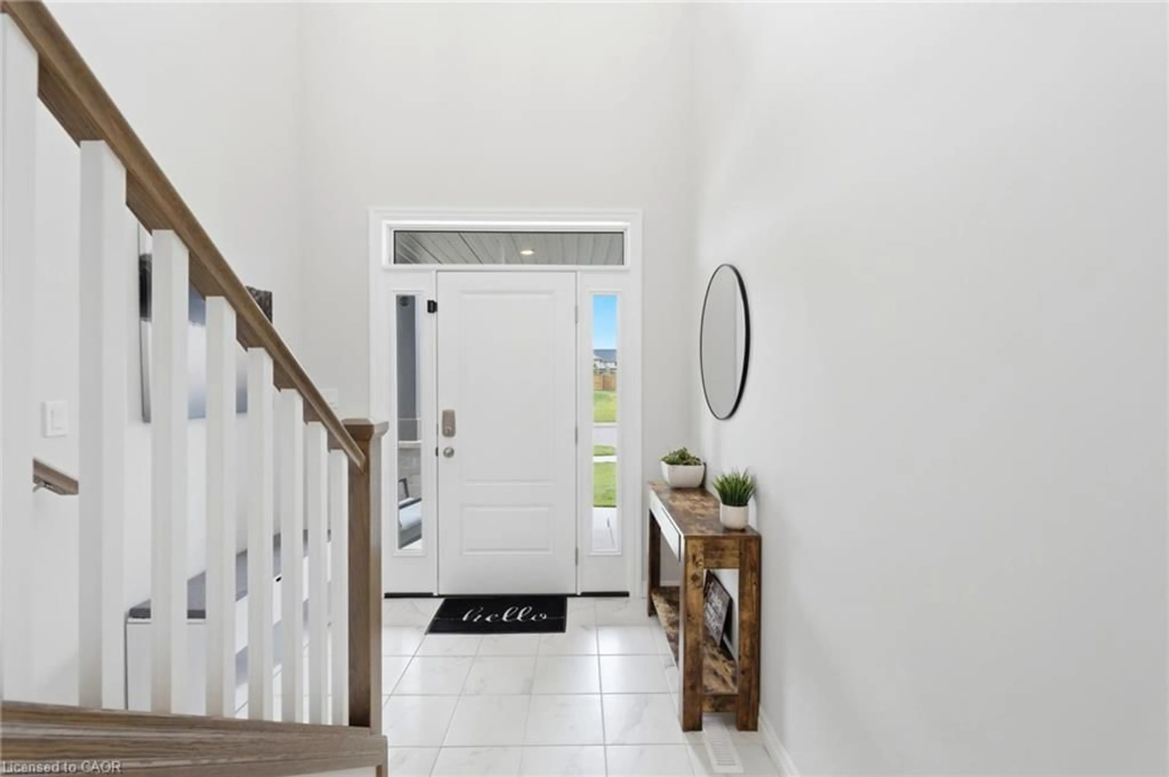 Indoor entryway for 39 Dunning Way, St. Thomas Ontario N5R 0P7