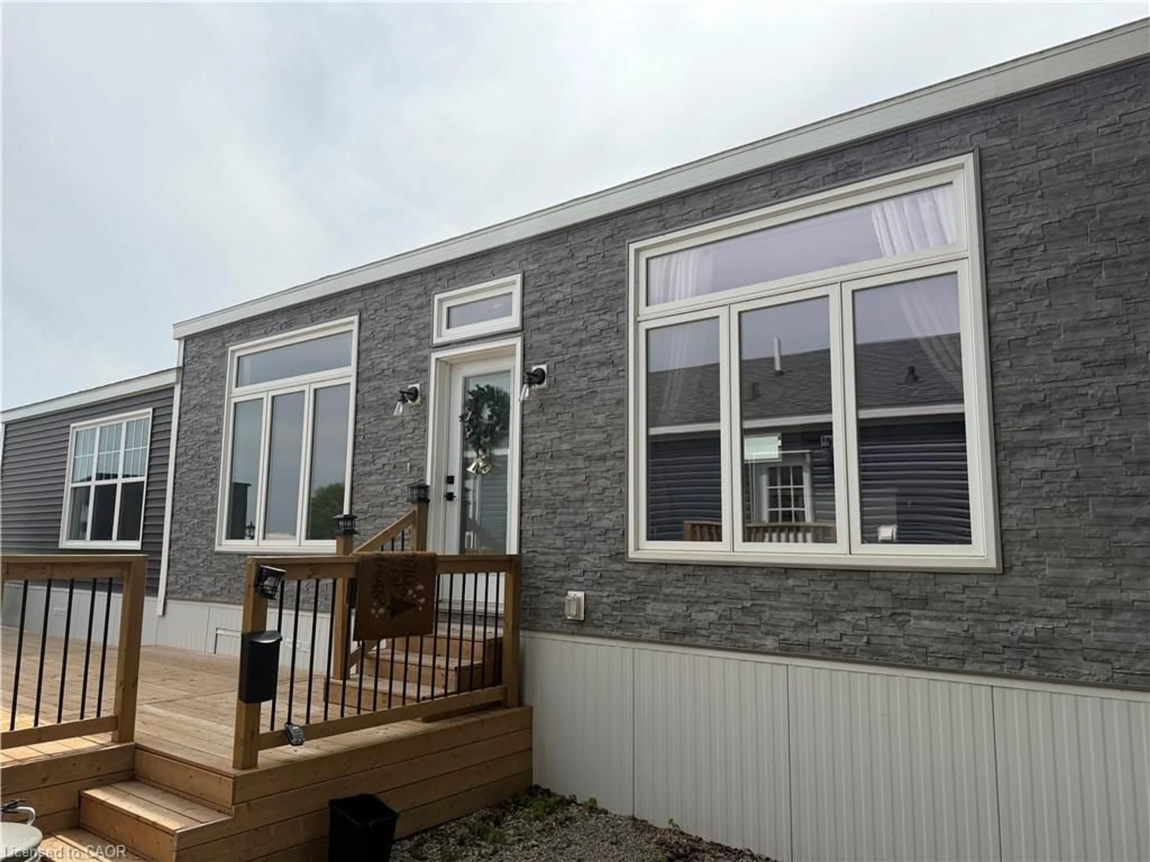 Home with vinyl exterior material, unknown for 99 Fourth Concession Rd #617, Burford Ontario N0E 1A0
