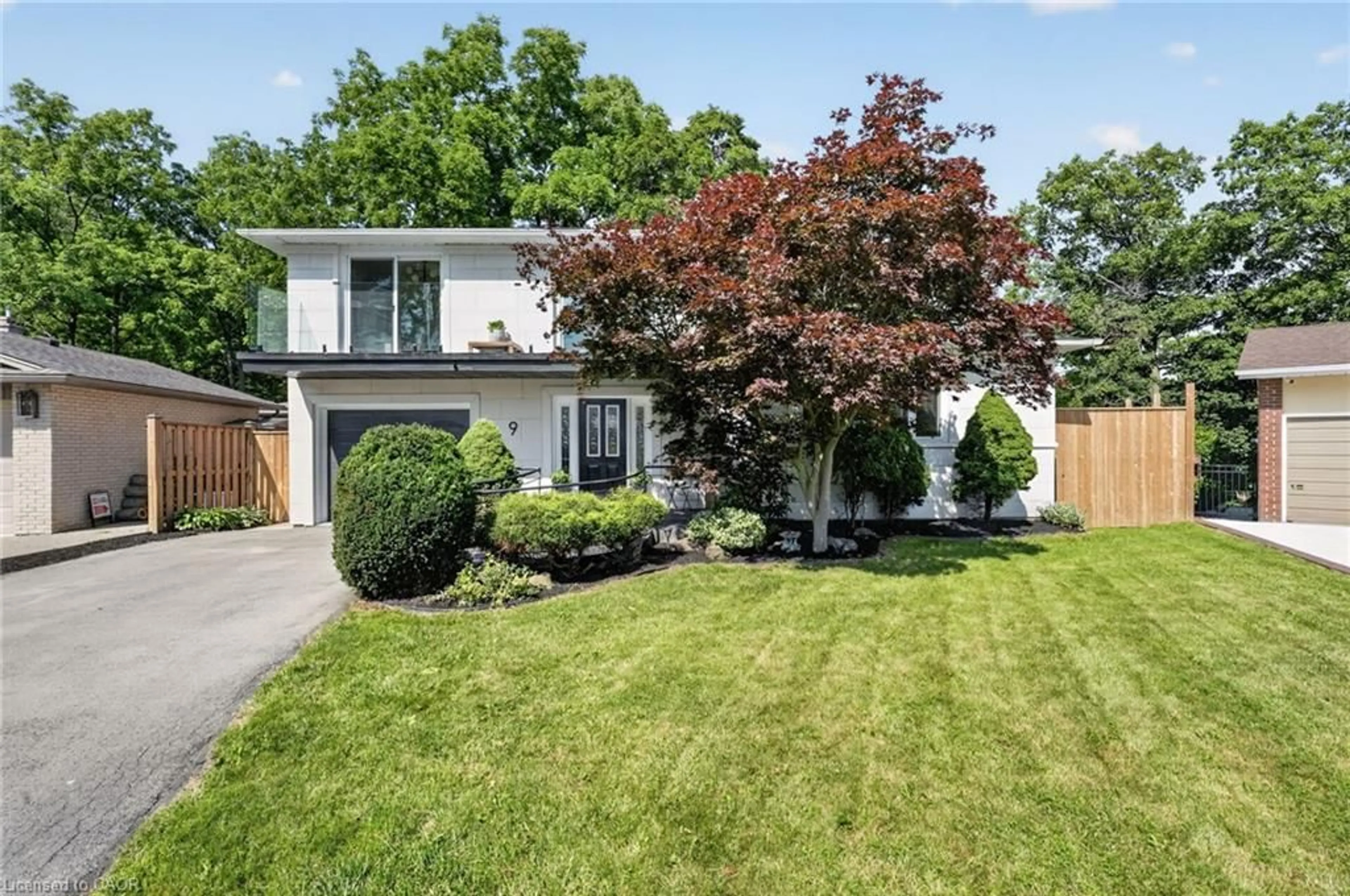 Home with vinyl exterior material, street for 9 Leslie Dr, Hamilton Ontario L8G 2P6