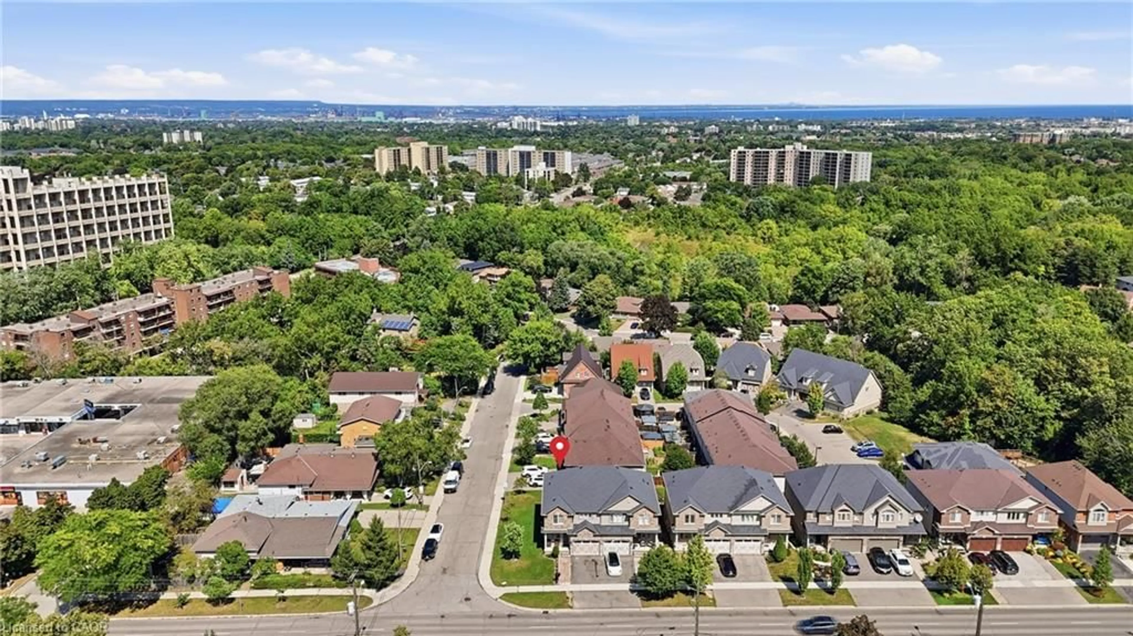 A pic from outside/outdoor area/front of a property/back of a property/a pic from drone, city buildings view from balcony for 665 Greenhill Ave, Hamilton Ontario L8K 6E2