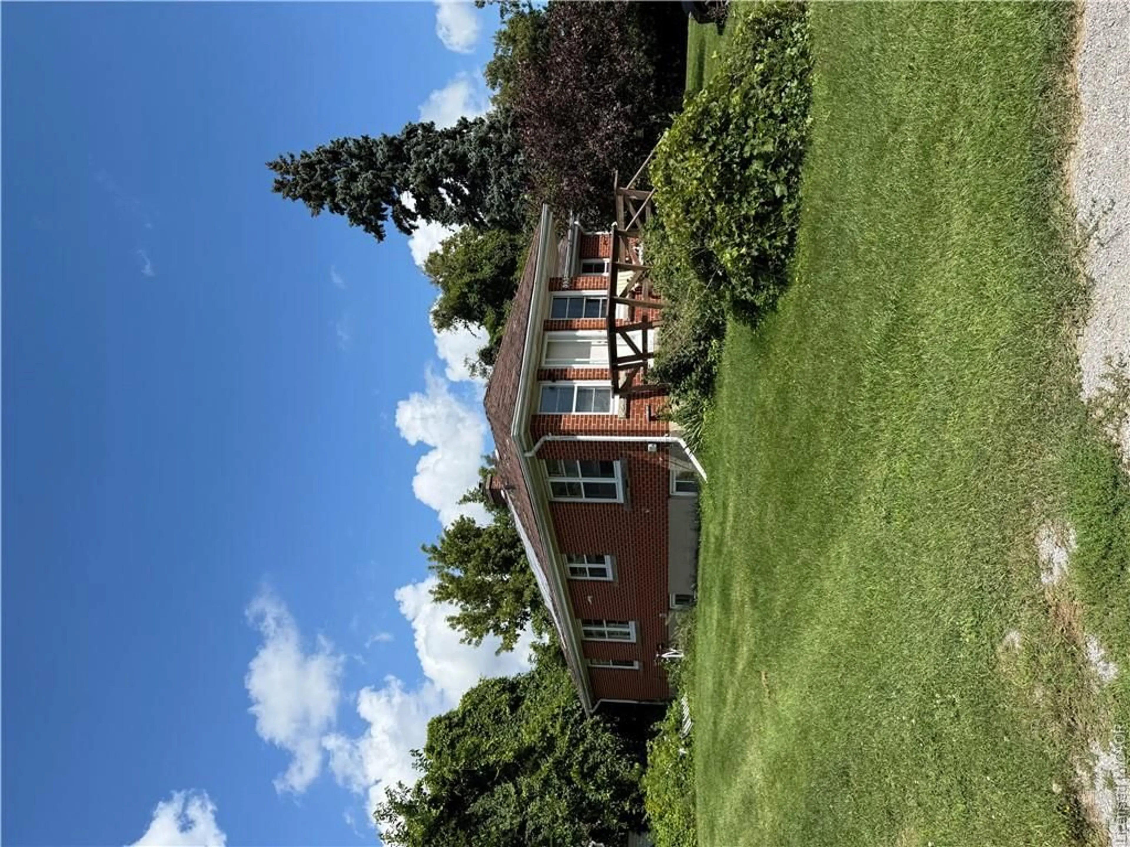 A pic from outside/outdoor area/front of a property/back of a property/a pic from drone, unknown for 393 Culver Rd, Simcoe Ontario N3Y 4K3