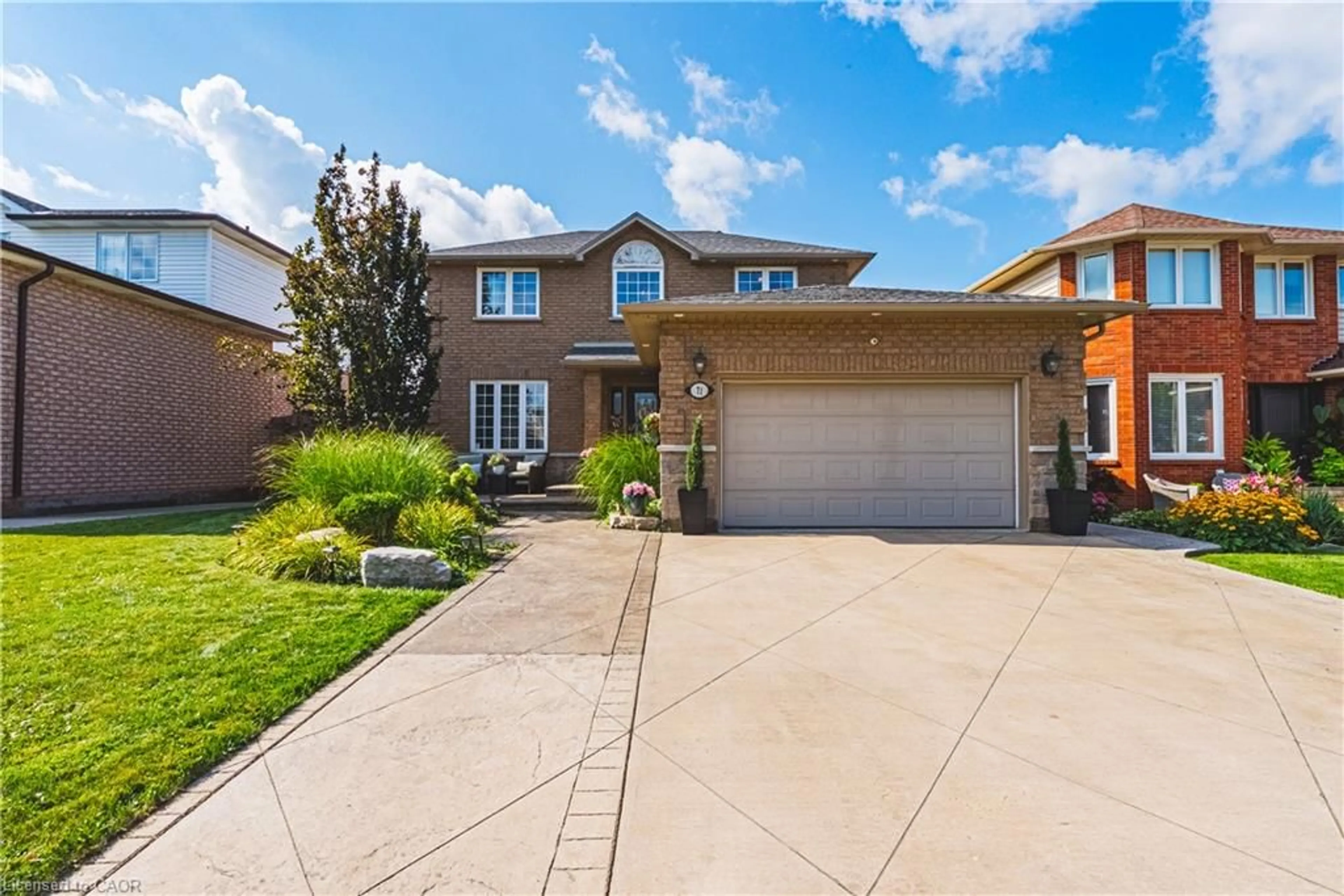 Home with brick exterior material, street for 71 Riviera Ridge, Stoney Creek Ontario L8E 5E7