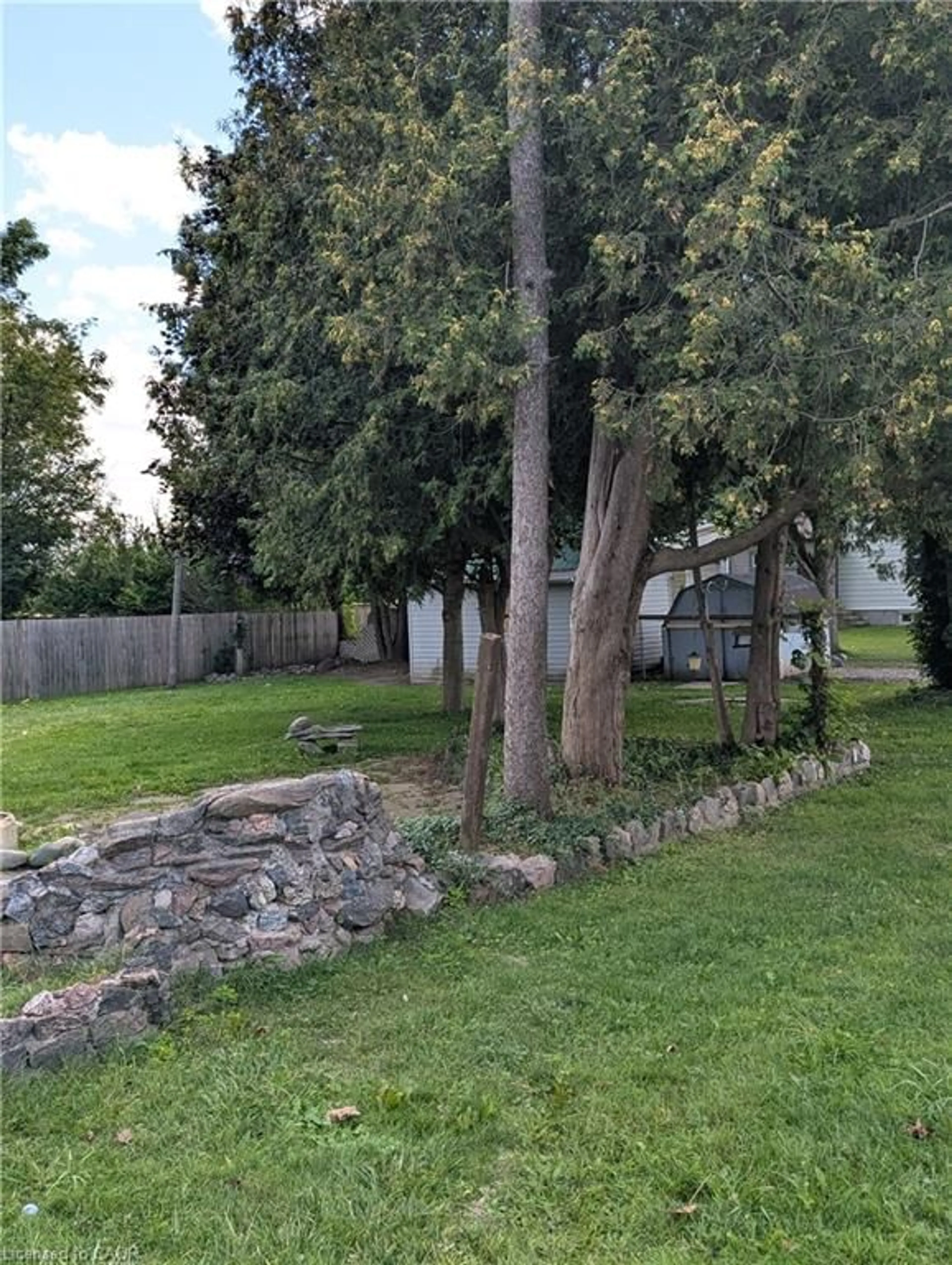 Unknown for 608 Main St, Listowel Ontario N4W 2C7