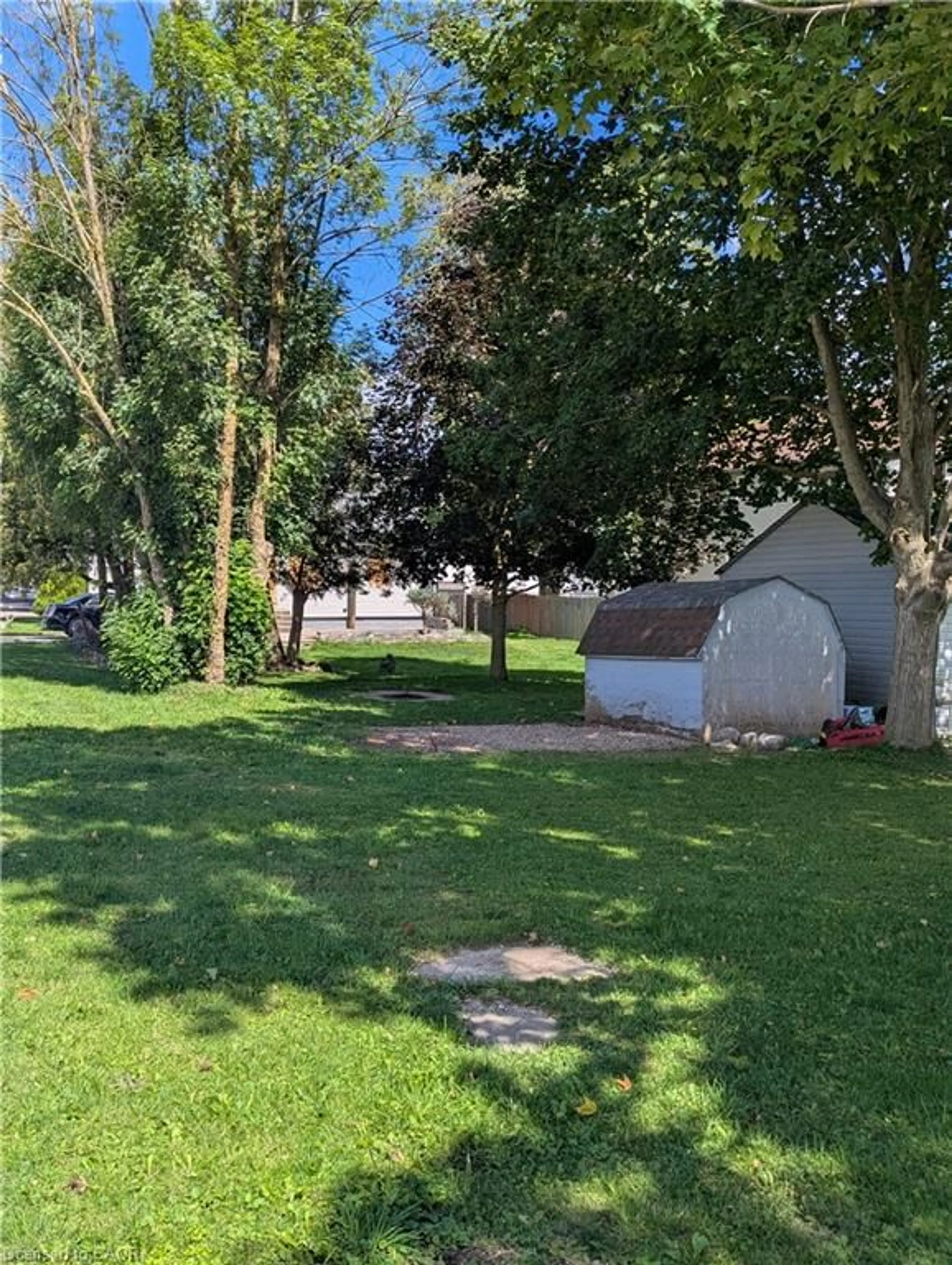 Shed for 608 Main St, Listowel Ontario N4W 2C7