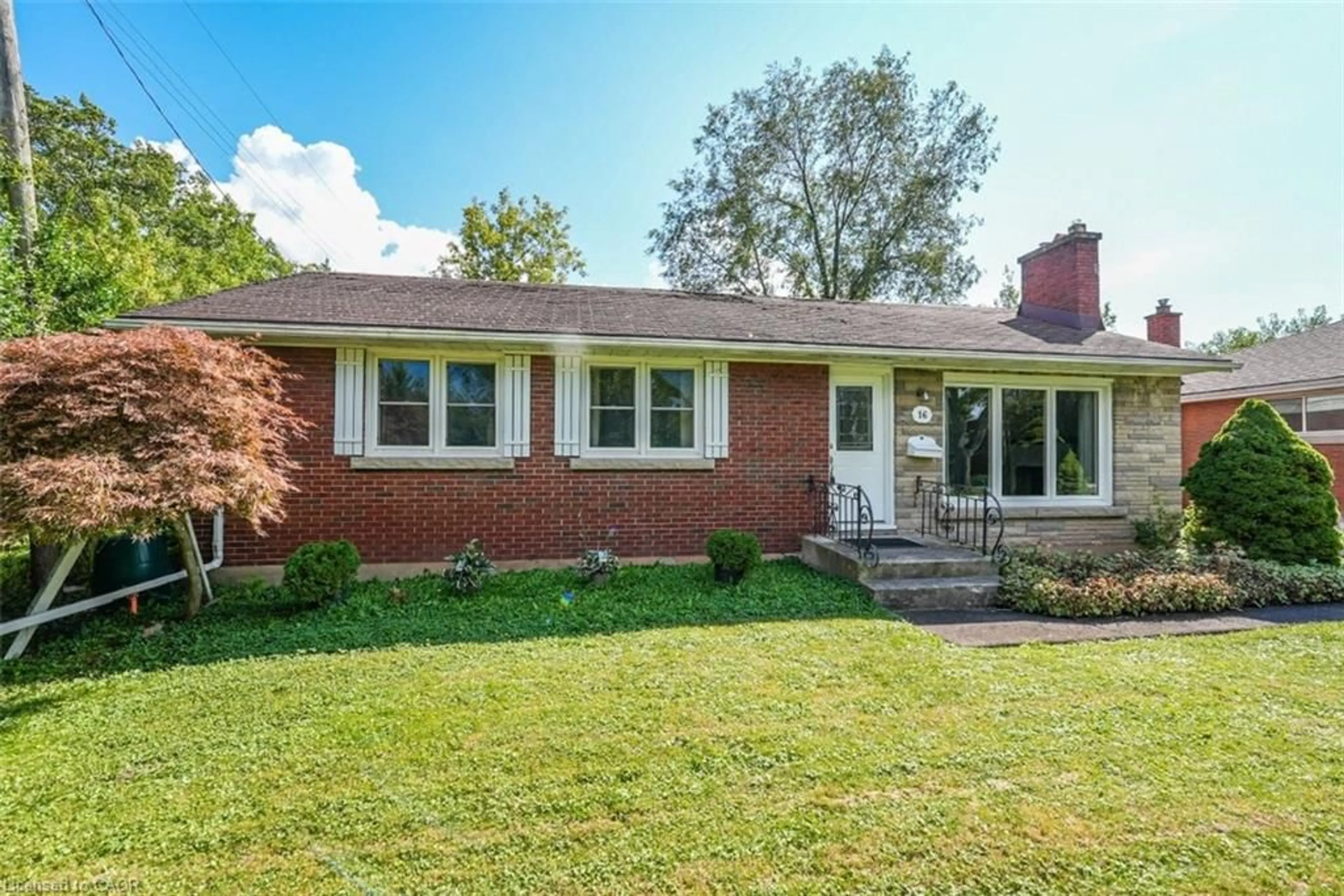 Home with brick exterior material, street for 16 Byrne Blvd, St. Catharines Ontario L2T 2H7